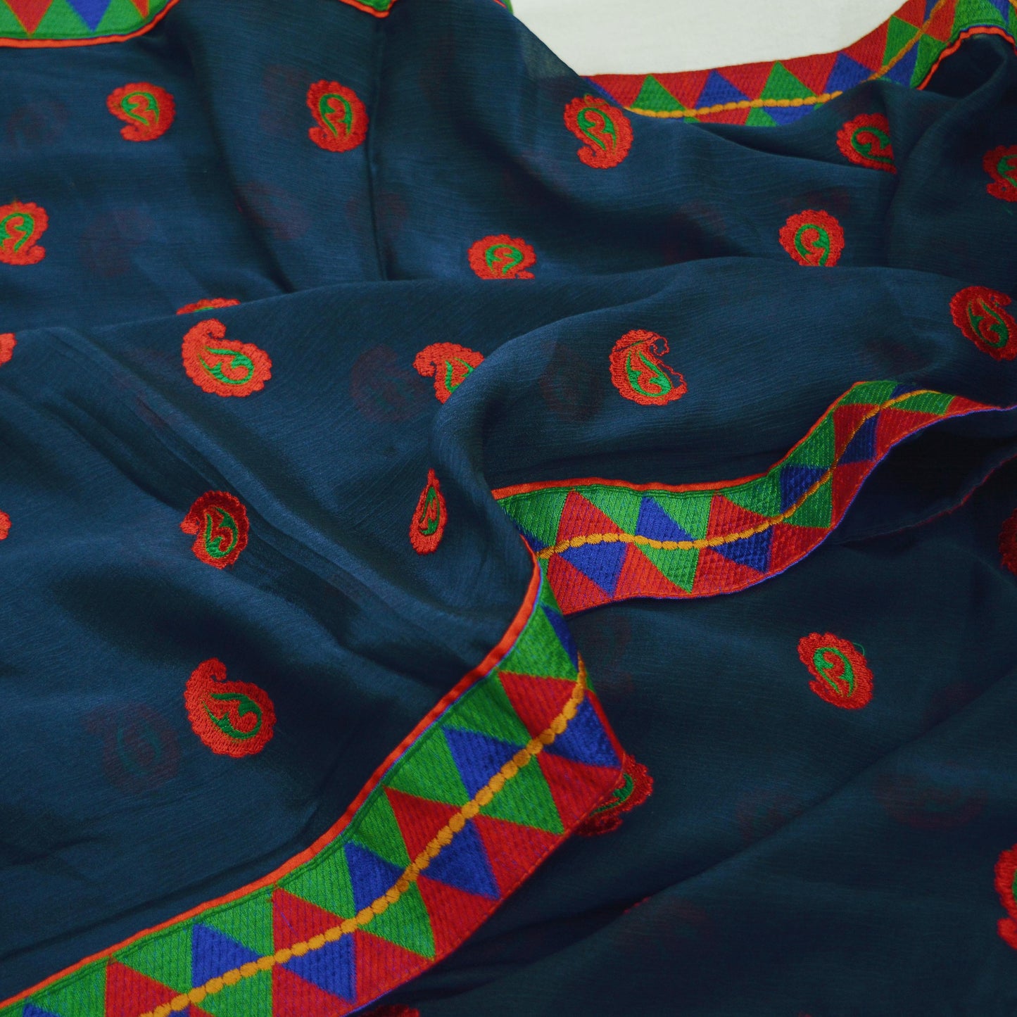 Indian Vintage Saree Blue Embroidered Blend Silk Sari Fabric 6Yd Ethnic Paisley Ethnic Dress making Crafting Quilting Upcycle