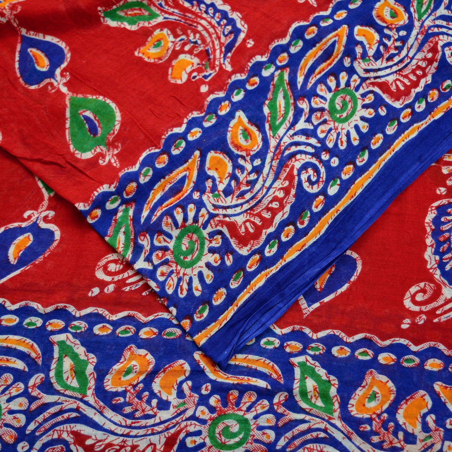 Indian Vintage Sari Red Batik Printed Saree 100% Pure Cotton 5Yd Craft Fabric Soft Sewing Sarong Wrap Boho Quilting Dress Making