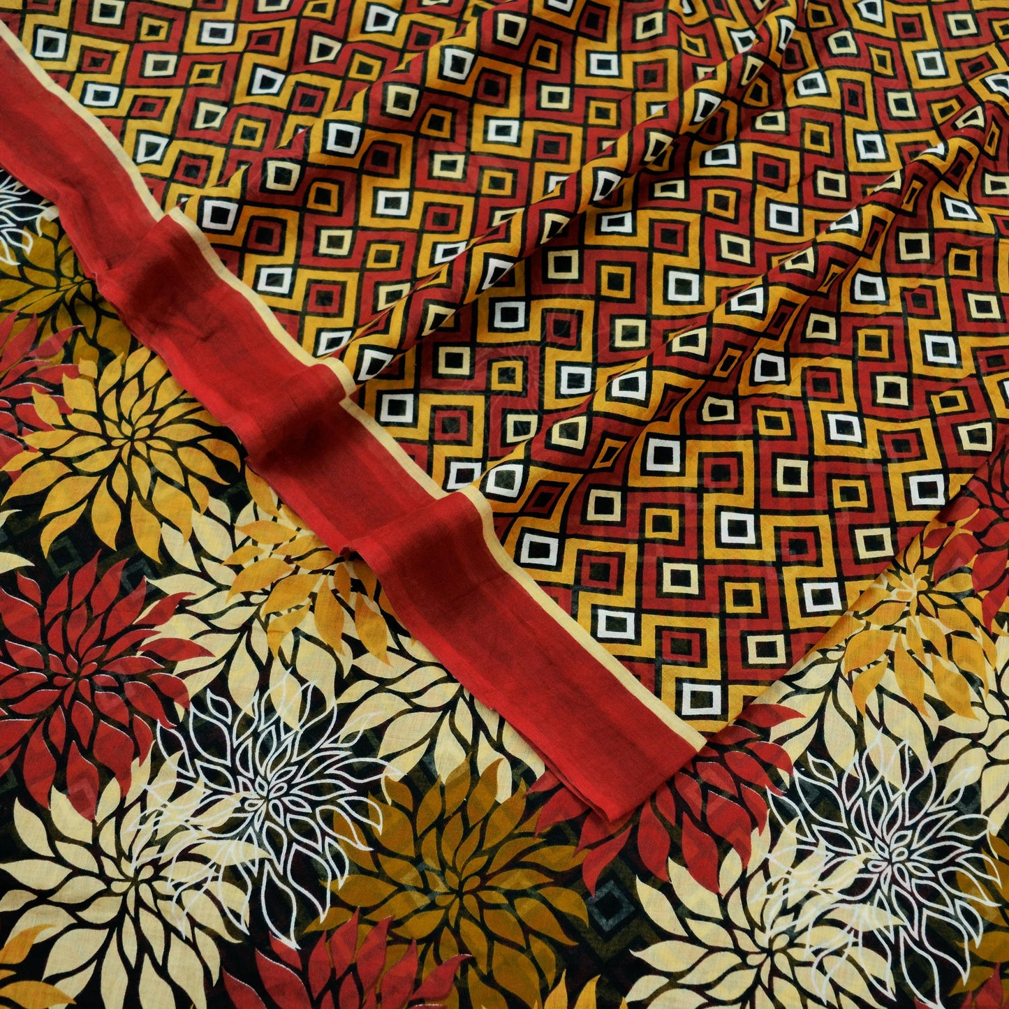 Indian Vintage Red Saree Printed Pure Cotton Sari Craft Fabric Soft 5Yd Sewing Sarong Wrap Boho Quilting Crafting Upcycle Dress making