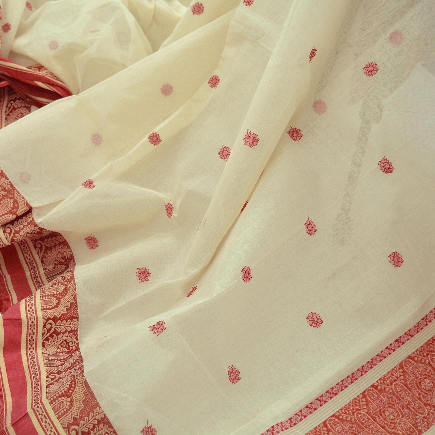 Indian Vintage Sarees Ivory Pure Cotton Hand Woven Sari 5yd Ethnic Floral Craft Fabric Dress making Upcycle Crafting Quilting