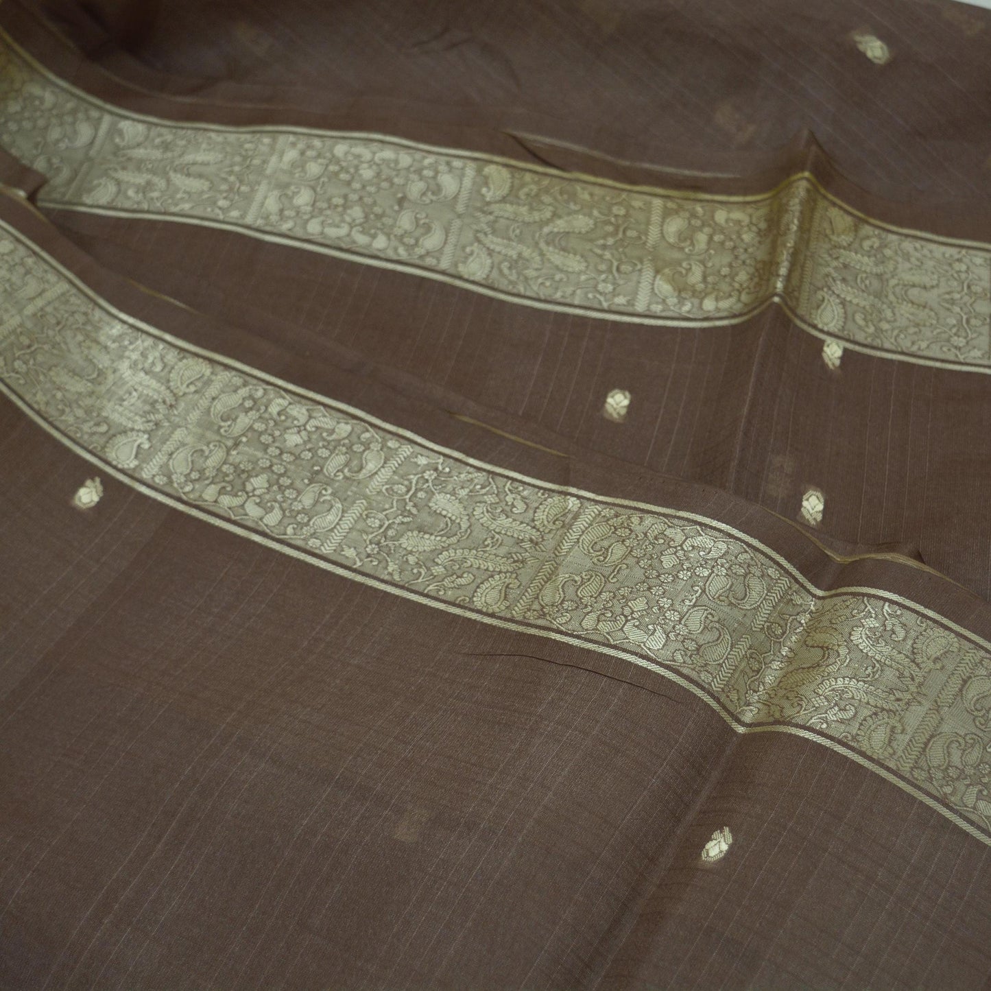 Indian Vintage Saree Brown 100% Pure Silk Hand Woven Sari Craft Fabric 5Yd Ethnic Floral Dress making Crafting Upcycle Quilting Bollywood