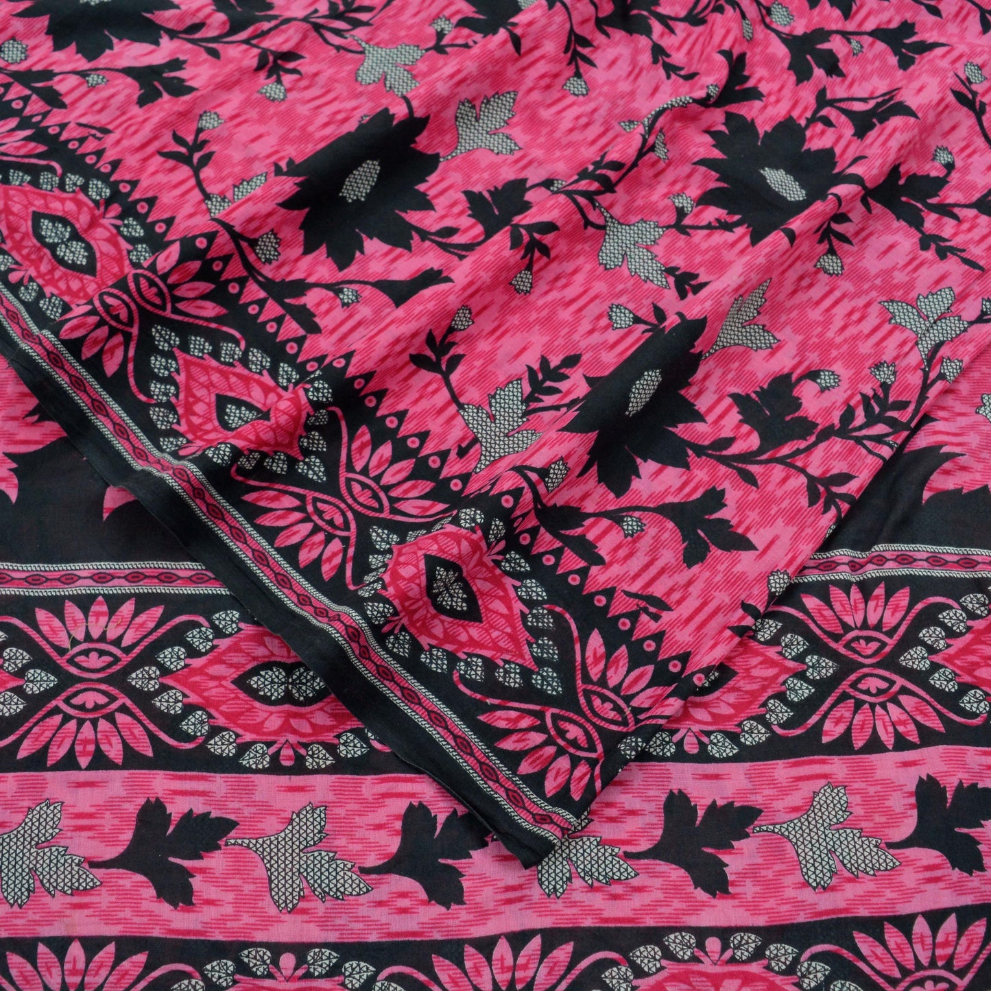 Indian Vintage Sari Pink & Black Printed 100% Pure Cotton Saree Craft Soft Fabric 5Yd Sewing Sarong Wrap Boho Polka Dot