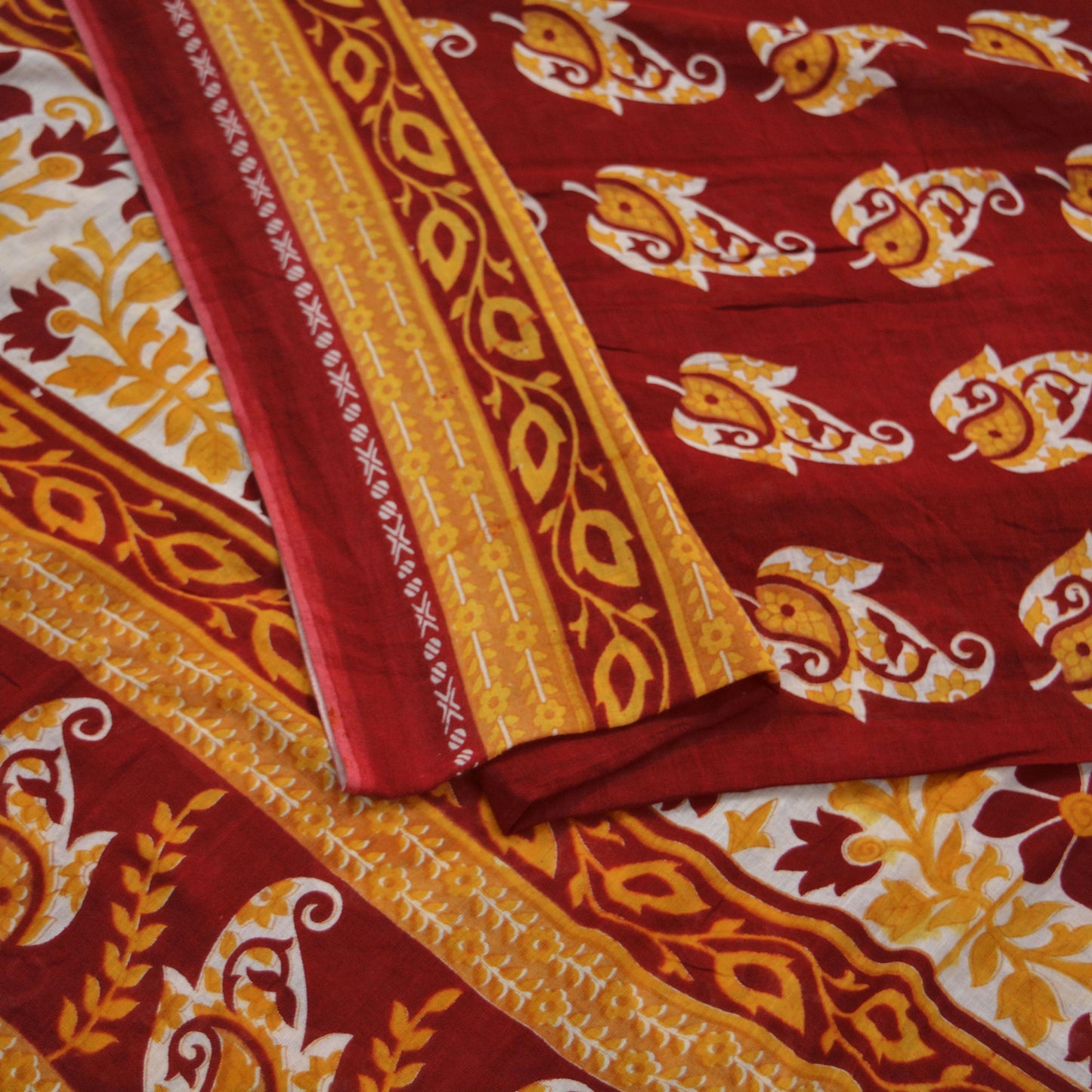 Indian Vintage Red Saree Printed Pure Cotton Indian Sari Craft Fabric Soft 5Yd Sewing Sarong Wrap Boho Floral Quilting Crafting Upcycle