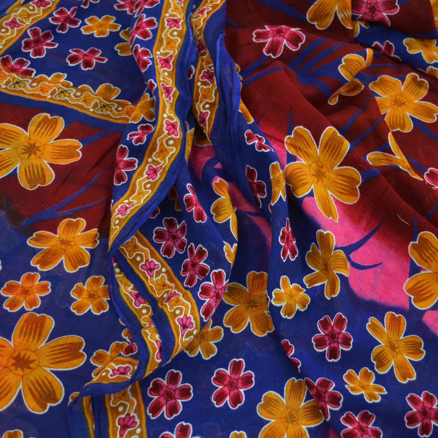 Indian Vintage Sari Maroon & Blue Printed Sarees Pure Cotton Craft Fabric Soft 5Yd Sewing Sarong Wrap Boho Floral Dress making Quilting