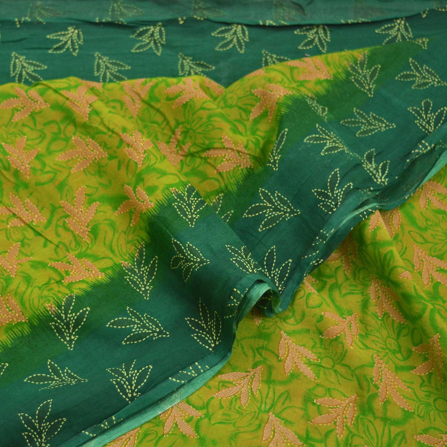 Indian Vintage Green Saree Printed Pure Cotton Sari Craft Fabric Soft 5Yd Sewing Sarong Wrap Boho Floral Dress making Crafting Quilting