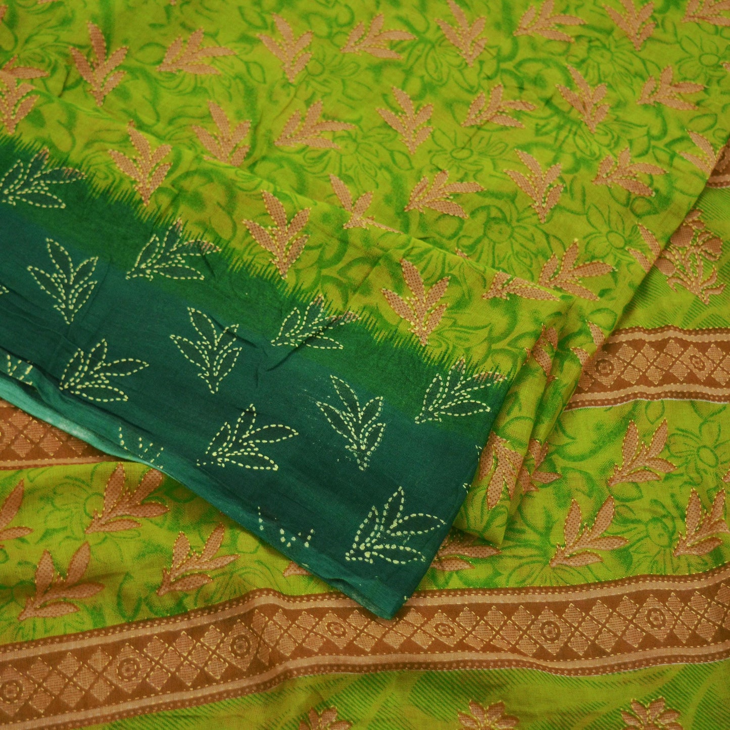 Indian Vintage Green Saree Printed Pure Cotton Sari Craft Fabric Soft 5Yd Sewing Sarong Wrap Boho Floral Dress making Crafting Quilting