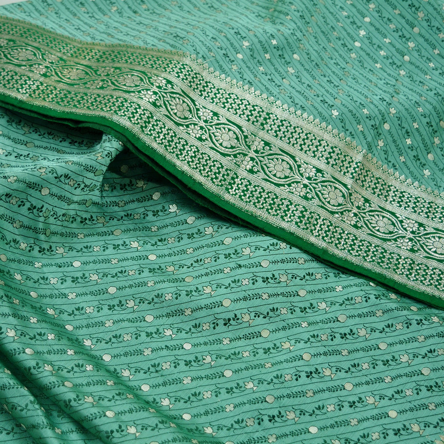 Indian Vintage Green Heavy Wedding Saree Pure Satin Silk Woven Banarasi Brocade Sari Craft Fabric Zari 5Yd Dress Making Crafting used