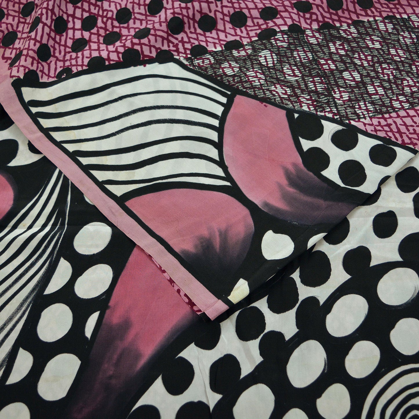 Indian Vintage Sari Pink & Black Pure Crepe Silk Printed Sarees 6yd Sewing Floral Soft Craft Fabric Ethnic Wrap
