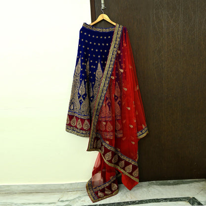 Indian Pre-owned Heavy Wedding Red & Blue Net/Mesh/ Velvet Hand Embroidered Lehenga/Dupatta Designer By Sabyasachi Zardozi Bridal Wear