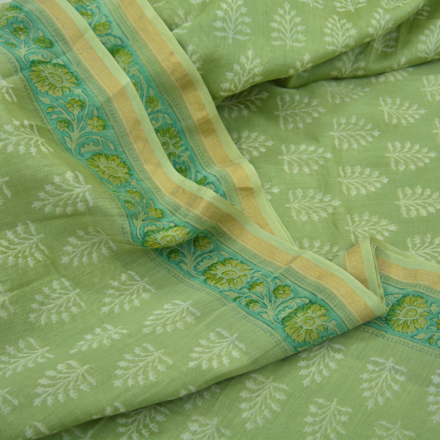 Indian Vintage Sari Green Pure chanderi Silk Block Printed Sarees Fabric 6Yd Soft Zari Border Peacock Dress making bollywood sarees