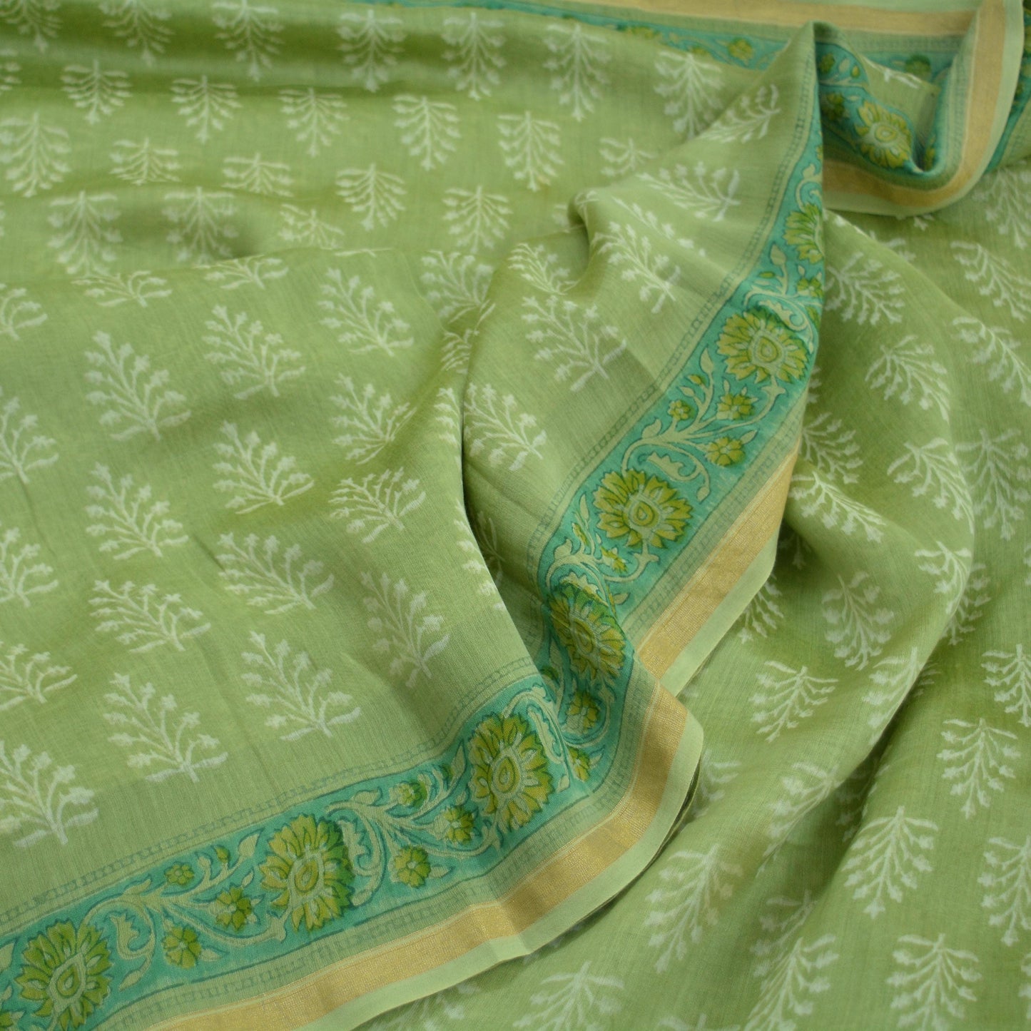 Indian Vintage Sari Green Pure chanderi Silk Block Printed Sarees Fabric 6Yd Soft Zari Border Peacock Dress making bollywood sarees