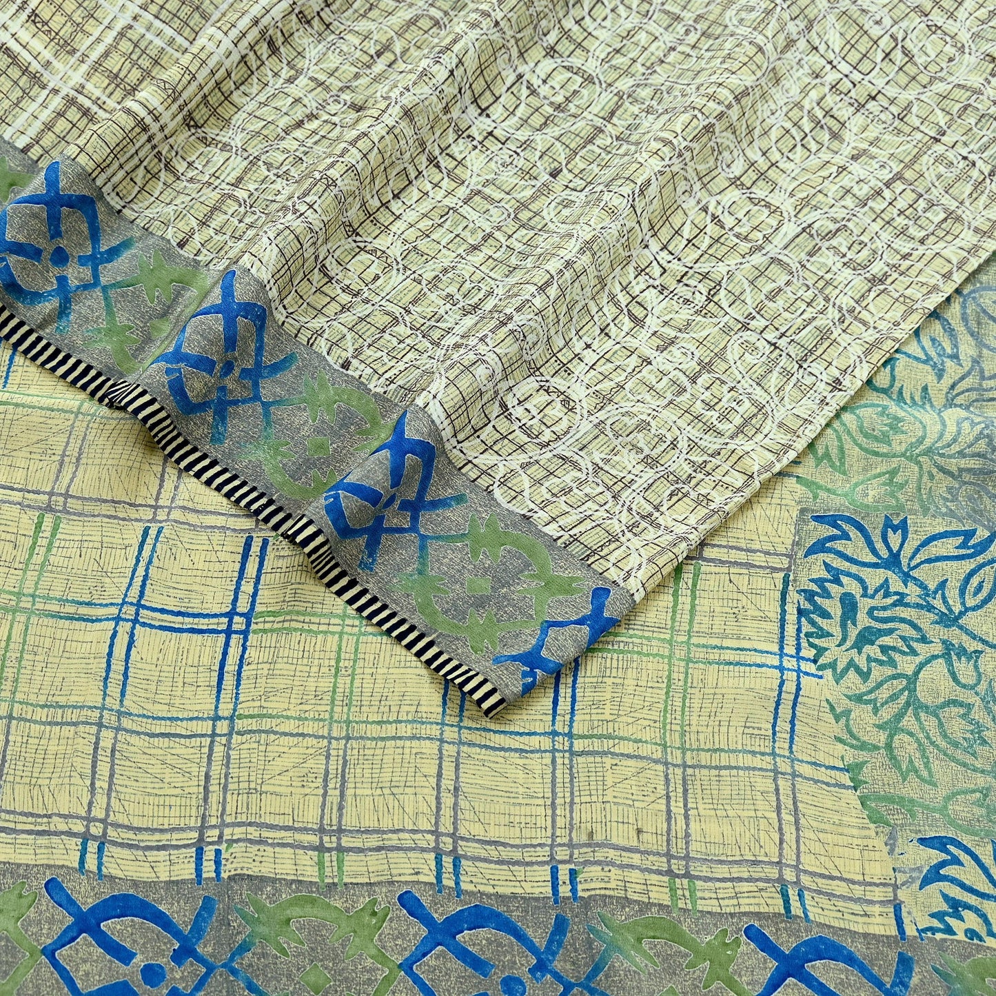 Indian Vintage Sari Beige Pure Crepe Silk Printed Sarees 5yd Sewing Floral Soft Craft Fabric Wrap Dress making Upcycle Crafting Quilting