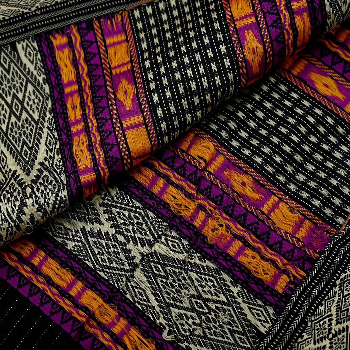 Indian Vintage Dupatta Black & Purple Long Stole Hand woven Sambalpuri Ikat Hijab Pure Cotton Indian Scarves Veil