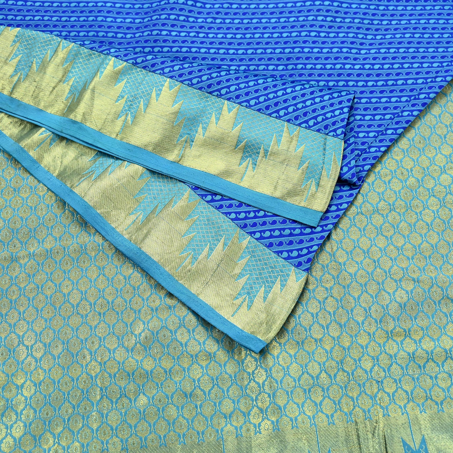 Indian Vintage Heavy Blue Kanjivaram Saree 100% Pure Silk Sari Metallic Golden Zari 5Yd Floral Crafting Dress making