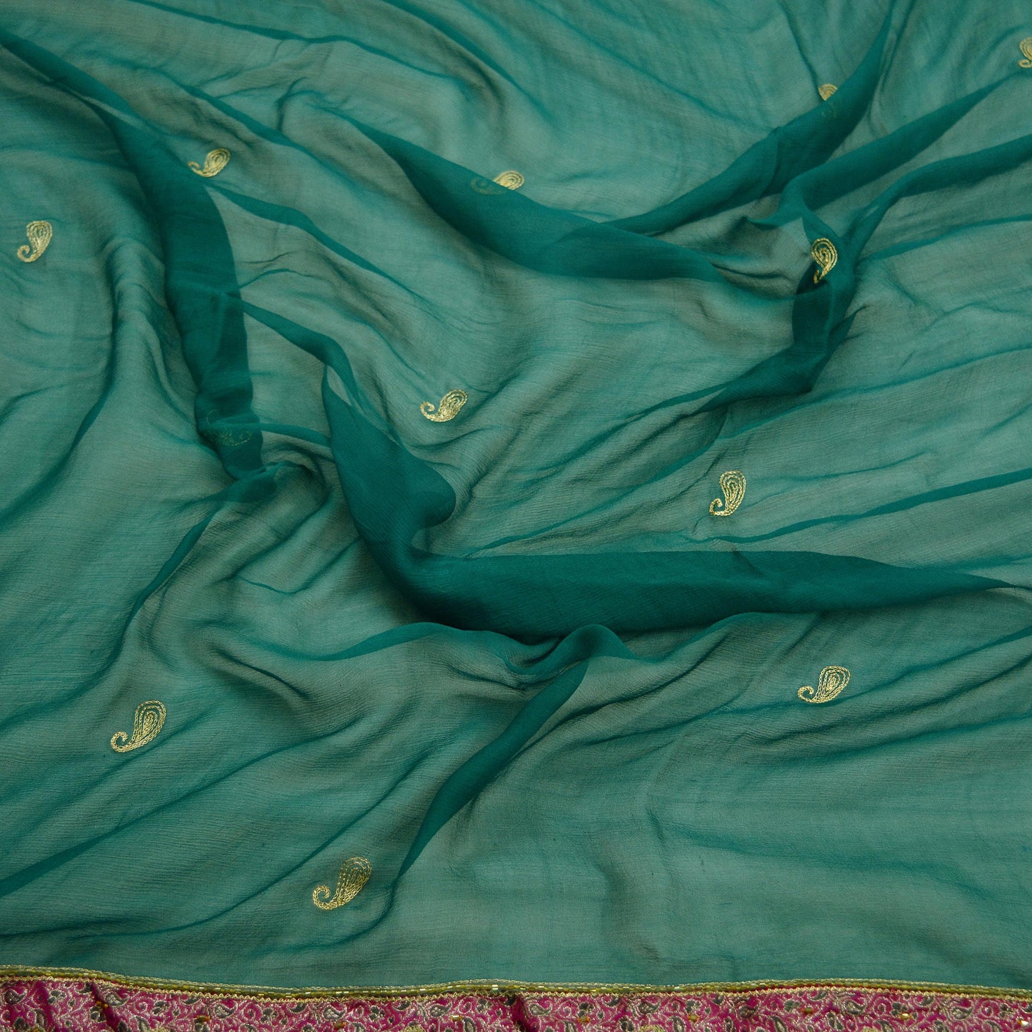 Indian Vintage Green Dupatta Pure Chiffon silk Long Stole Hand Embroidered Scarves Floral Design Veil Wrap Zari Zardozi Banarasi Border