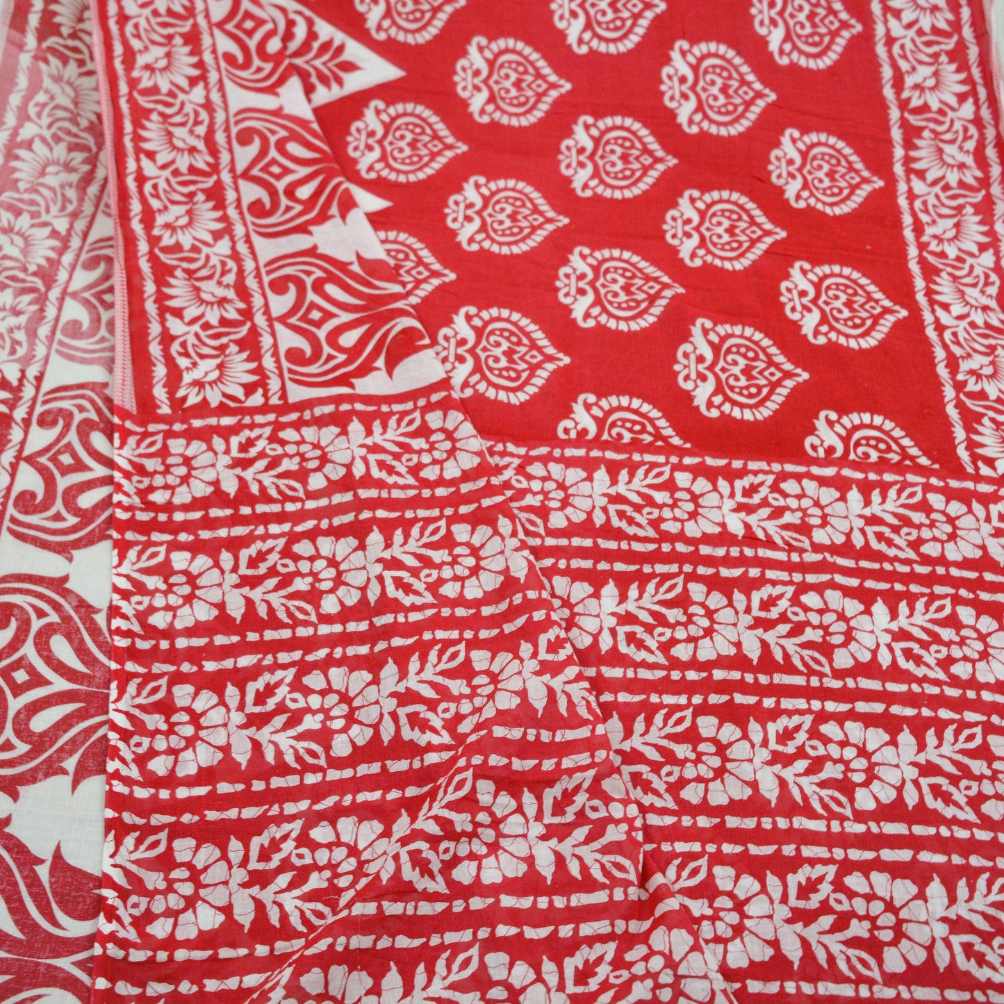 Indian Vintage Sari Red & White Printed 100% Pure Cotton Saree Craft Fabric 5Yard Sewing Sarong Wrap Boho Floral