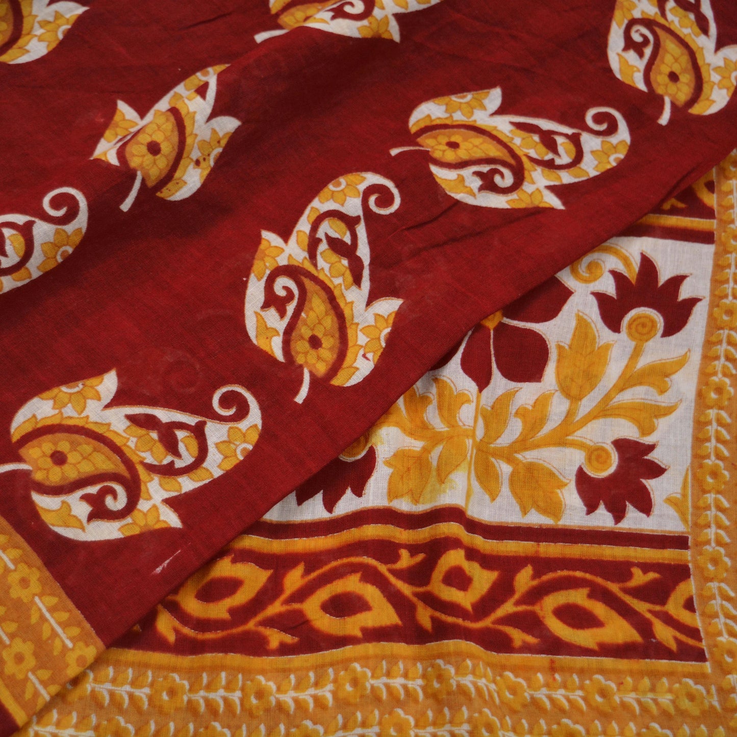 Indian Vintage Red Saree Printed Pure Cotton Indian Sari Craft Fabric Soft 5Yd Sewing Sarong Wrap Boho Floral Quilting Crafting Upcycle