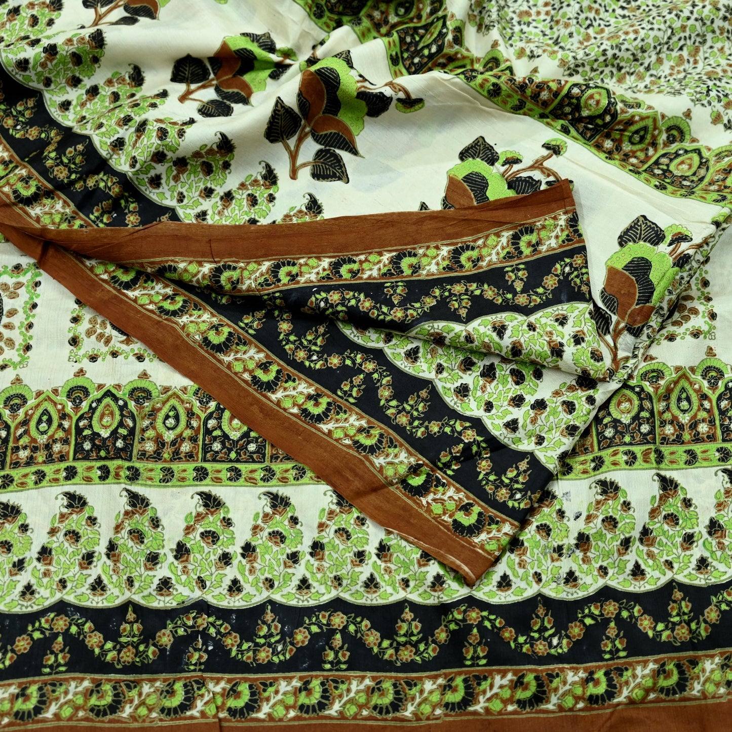 Indian Vintage Sari Ivory & Black Printed Pure Silk Sarees 6yd Sewing Craft Fabric DressMaking Soft Wrap Upcycle Quilting Crafting Used