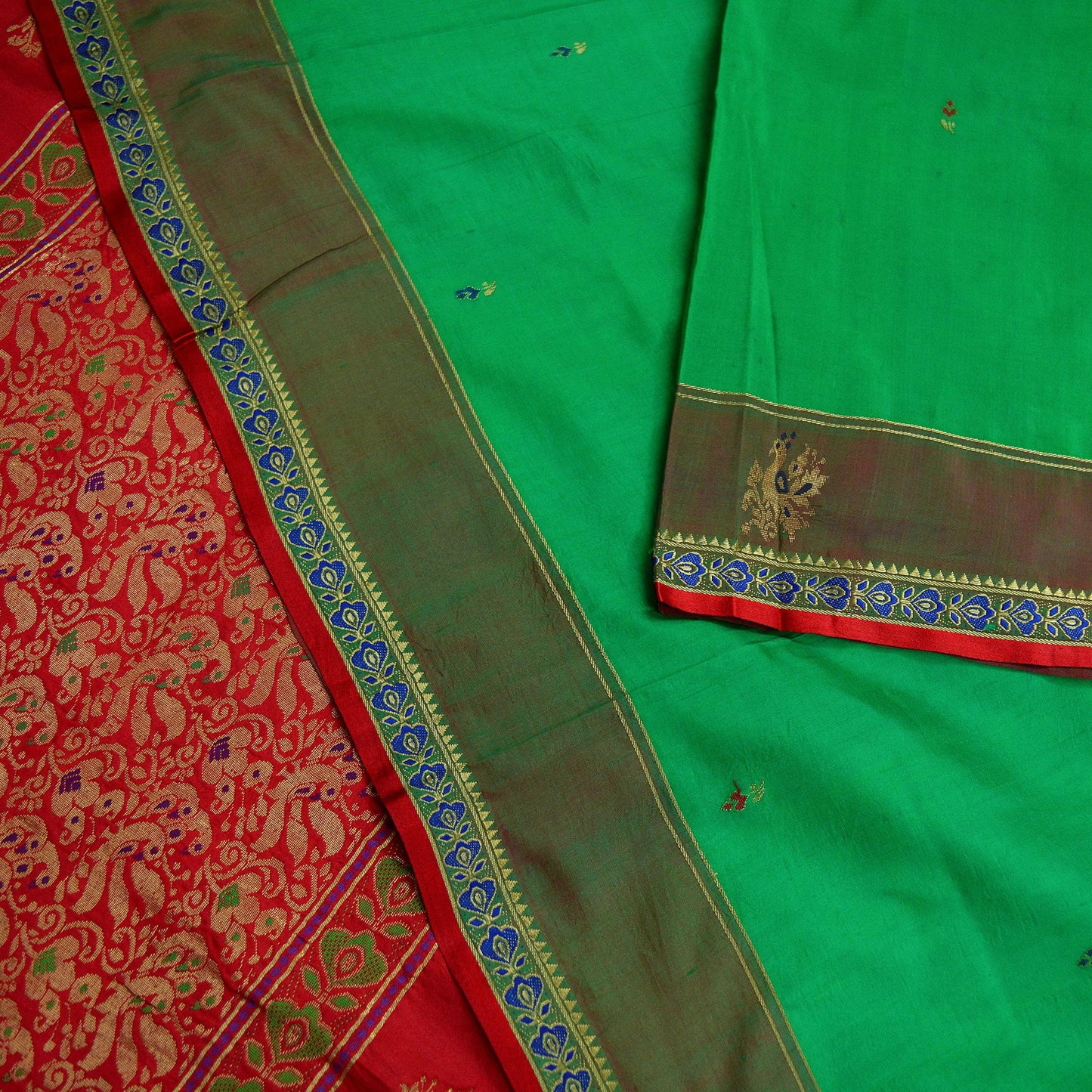 Indian Vintage Sari Red & Green Mysore Silk Hand Woven Sarees Fabric 5Yd Ethnic Dress Making Crafting Upcycle Quilting Zari Border Peacock