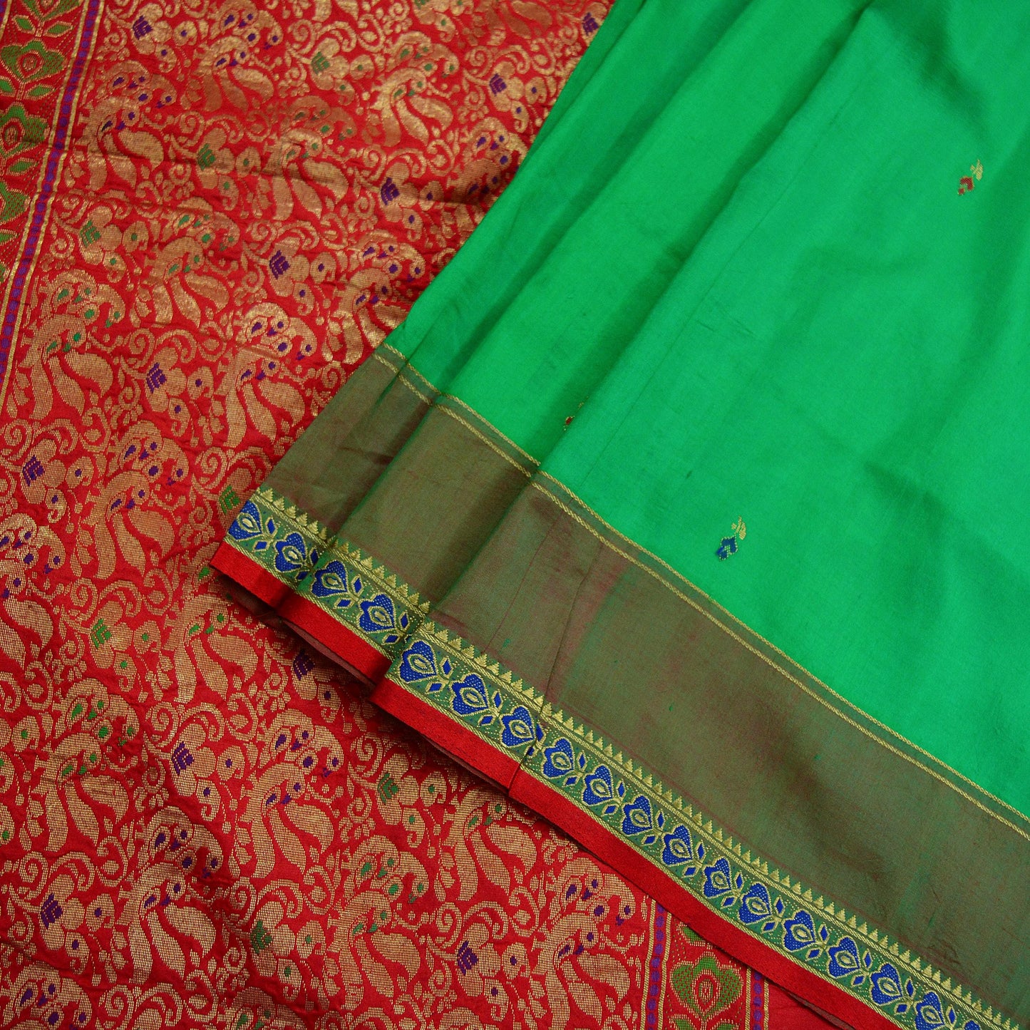 Indian Vintage Sari Red & Green Mysore Silk Hand Woven Sarees Fabric 5Yd Ethnic Dress Making Crafting Upcycle Quilting Zari Border Peacock