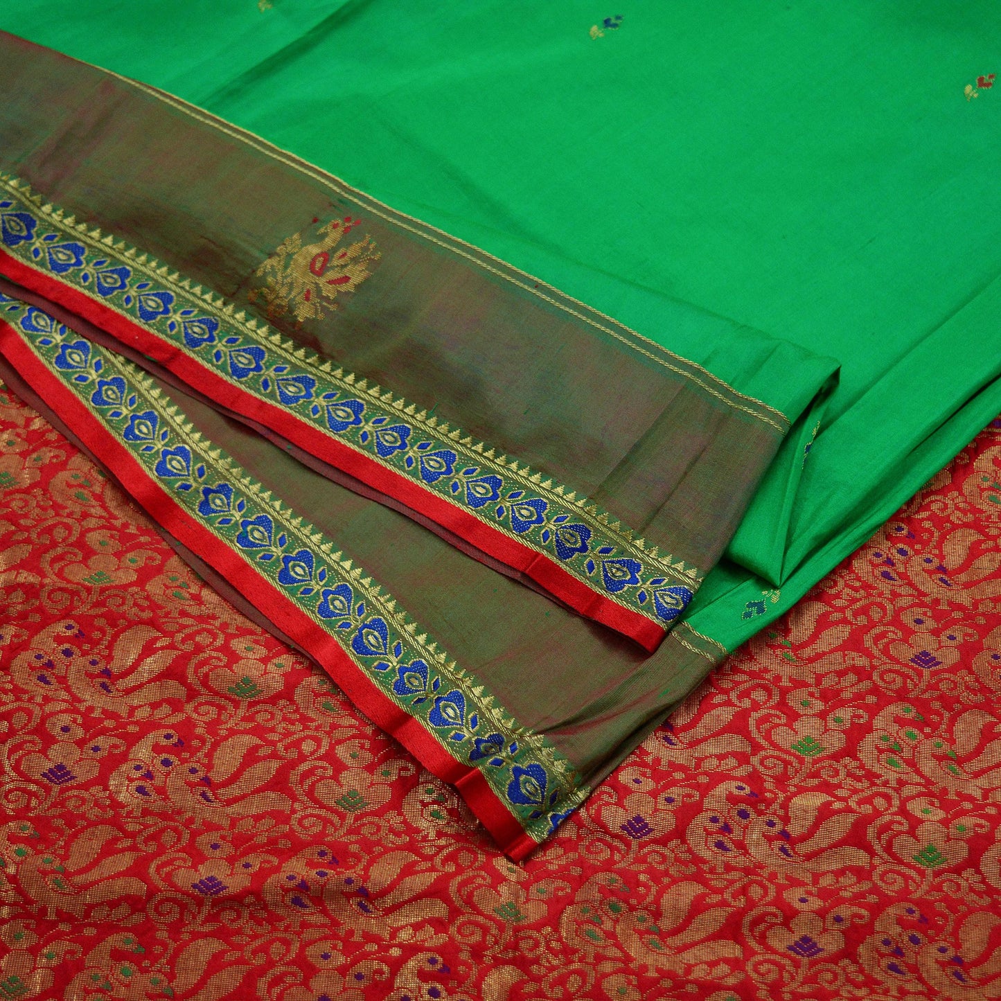 Indian Vintage Sari Red & Green Mysore Silk Hand Woven Sarees Fabric 5Yd Ethnic Dress Making Crafting Upcycle Quilting Zari Border Peacock