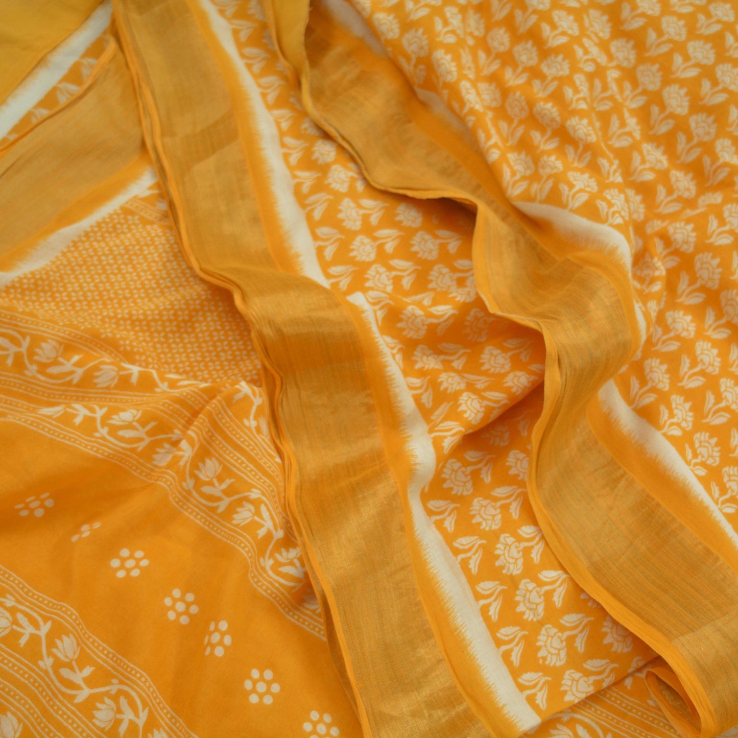 Indian Vintage Sari Yellow Printed 100% Pure Cotton Saree Craft Fabric 5Yd Soft Sewing Sarong Wrap Boho Dress Making Crafting Quilting