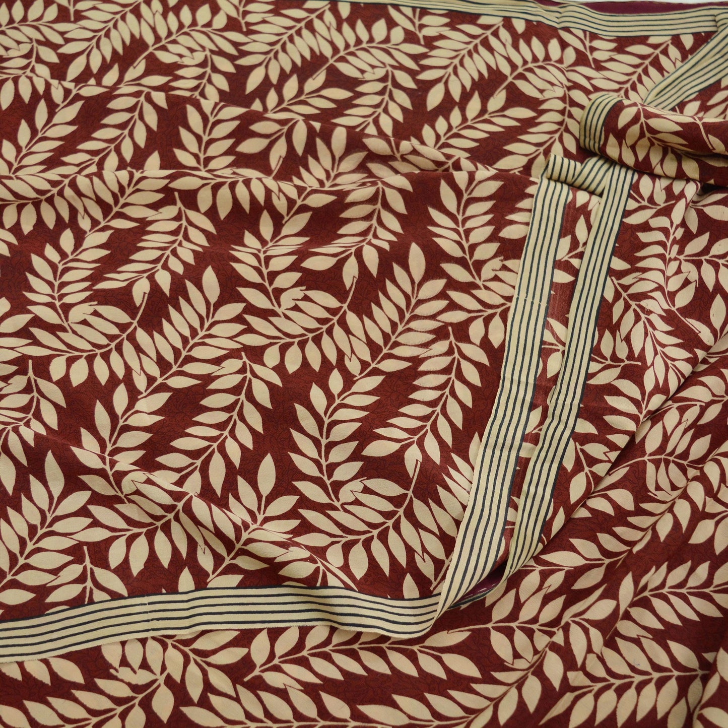 Indian Vintage Beige & Maroon Saree Pure Crepe Silk Printed Sari Craft Fabric 5yd Sewing Floral Soft Wrap Dress Making Crafting