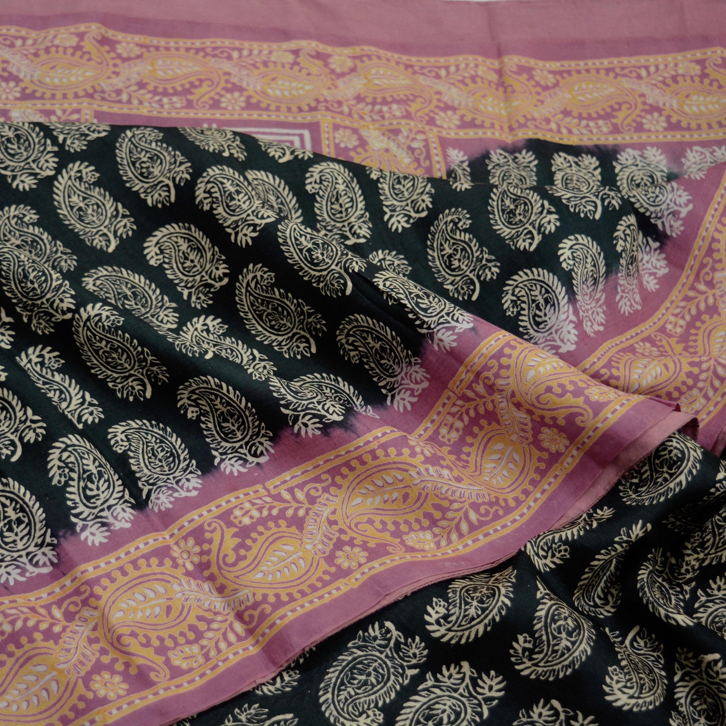 Indian Vintage Sari Black & Pink Pure Silk Printed Sarees 5yd Sewing Craft Fabric Dress Making Crafting Quilting Upcycle Paisley