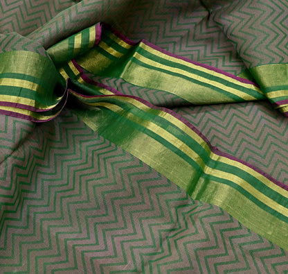 Indian Vintage Sarees Green 100% Pure Silk  Hand Woven Sari Craft Fabric 5Yd Ethnic Floral Zari Dress making Crafting Upcycle
