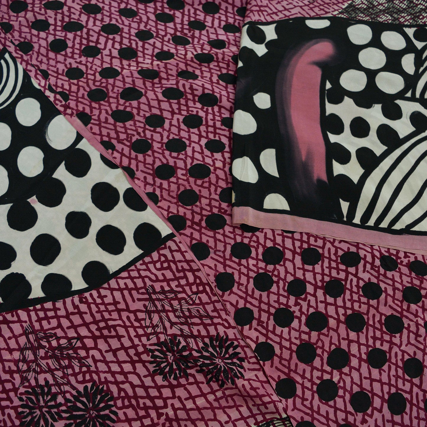 Indian Vintage Sari Pink & Black Pure Crepe Silk Printed Sarees 6yd Sewing Floral Soft Craft Fabric Ethnic Wrap