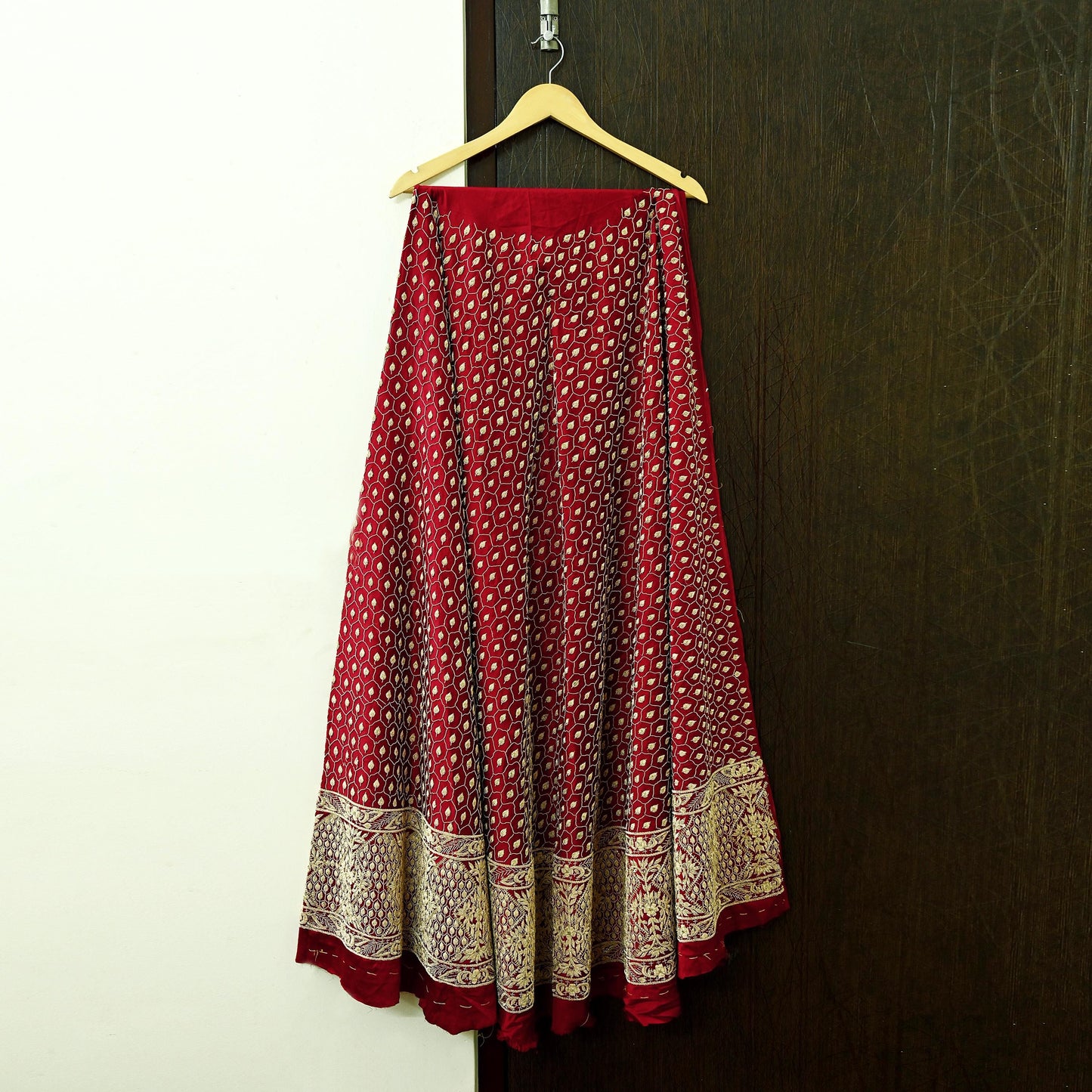 Indian Vintage Heavy Wedding Red Unstitched skirt/ Lehenga Pure Satin Silk Hand Embroidered Bridal wear Ethnic Skirt