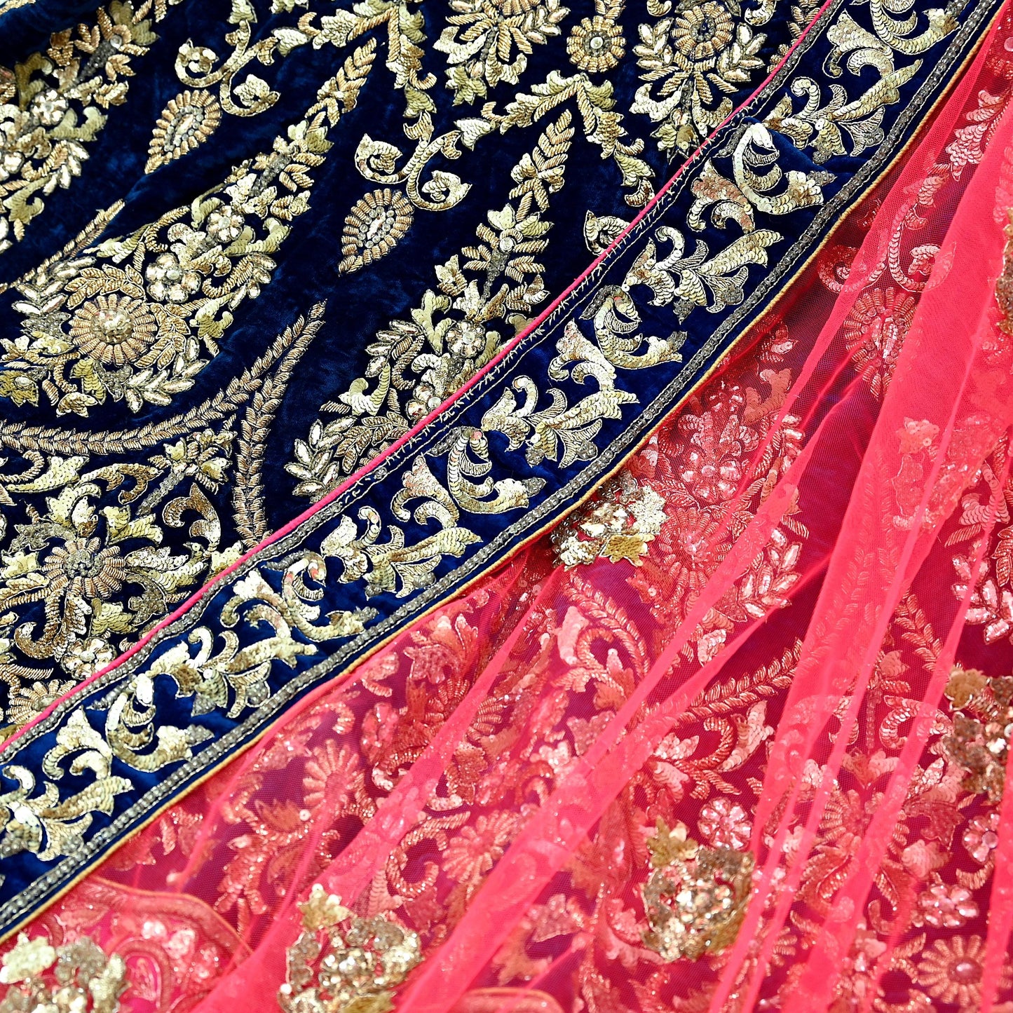 Indian Pre-owned Heavy Wedding Blue & Pink Net/Mesh/ Velvet Hand Embroidered Lehenga/Dupatta Designer By Manish Malhotra Zardozi Bridal Wear