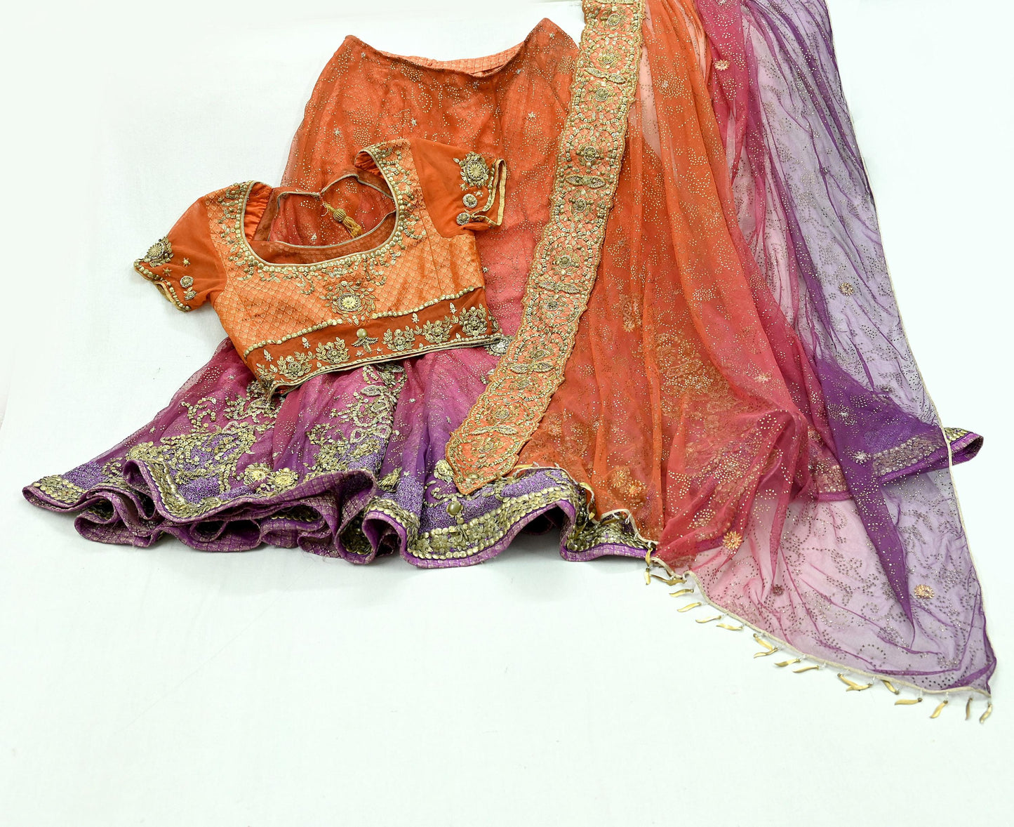 Indian Pre-owned Heavy Wedding Purple & Orange Net/Mesh Hand Embroidered Lehenga/Dupatta/Choli Designer By Tarun Tahiliani Party/Bridal Wear