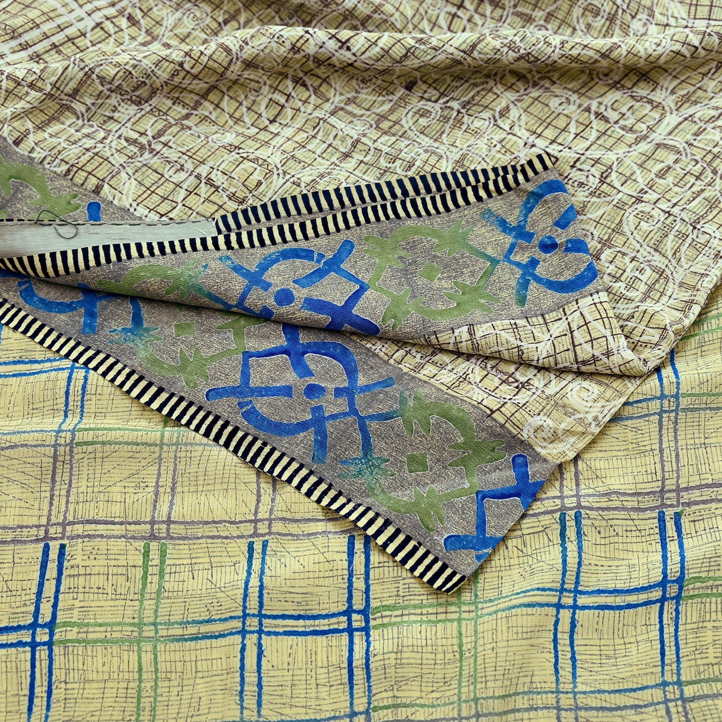 Indian Vintage Sari Beige Pure Crepe Silk Printed Sarees 5yd Sewing Floral Soft Craft Fabric Wrap Dress making Upcycle Crafting Quilting