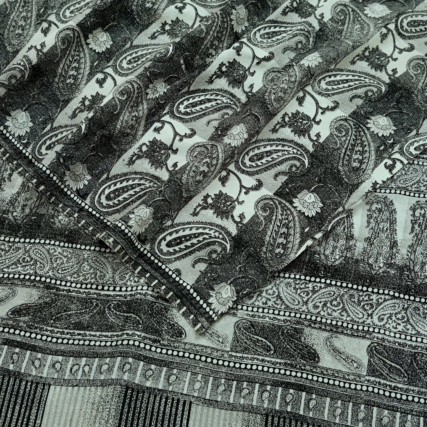 Indian Vintage Black & Gray Saree 100% Pure Silk Printed Sari 5yd Sewing Craft Fabric Dress Making Soft Crafting Quilting Upcycle