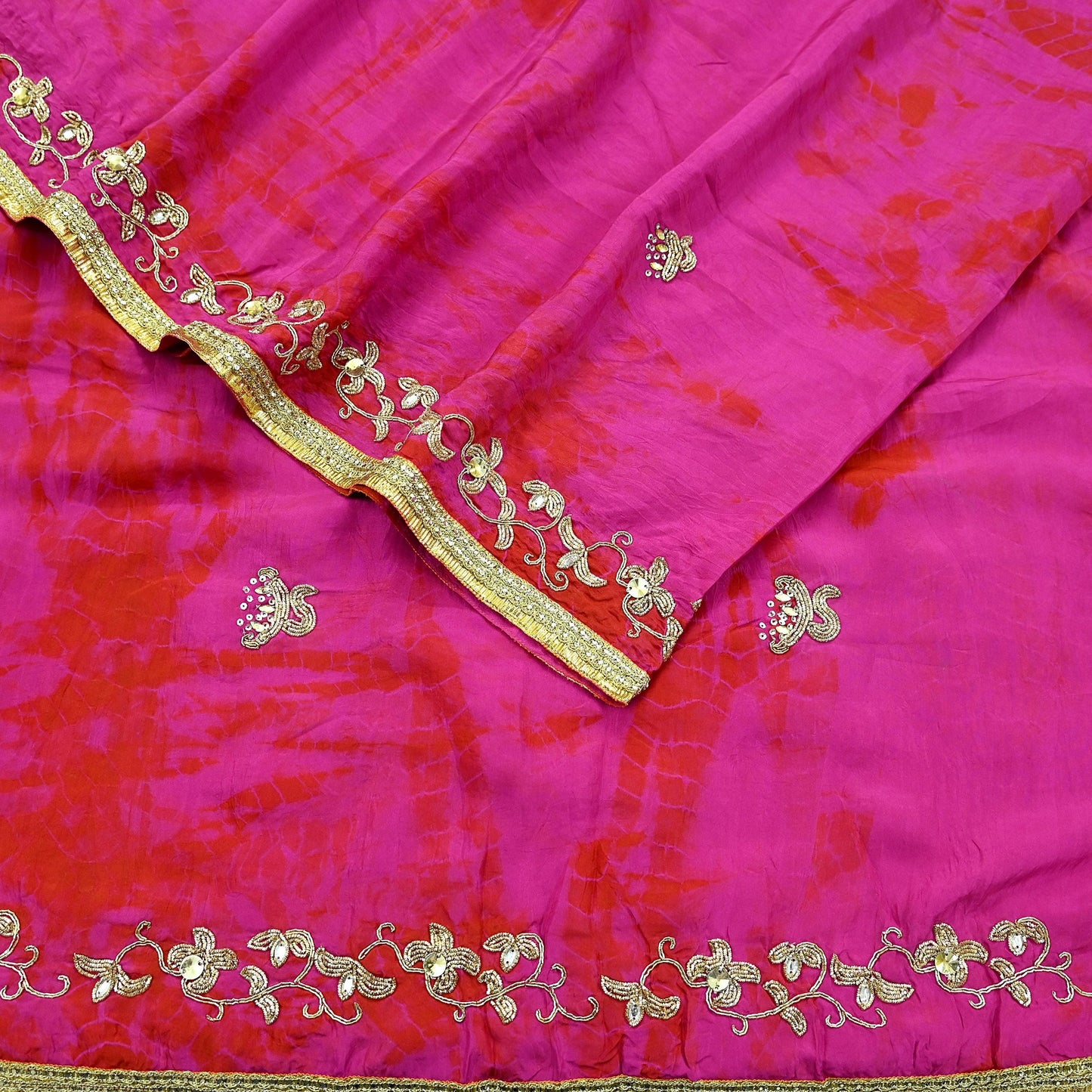 Indian Vintage Sari Magenta Pure Silk Hand Embroidered Sarees Craft Fabric 5Yd Sewing Soft Zardozi/Dabka Dress making Bridal/wedding sari