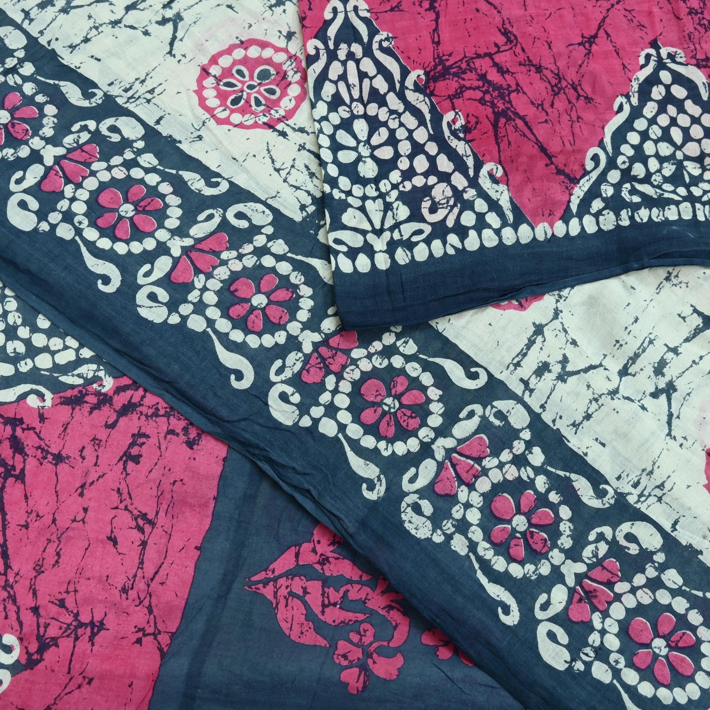 Indian Vintage Sari Gray & Pink Batik Printed Saree 100% Pure Cotton 5Yd Craft Fabric Soft Sewing Sarong Wrap Boho Quilting Dress Making