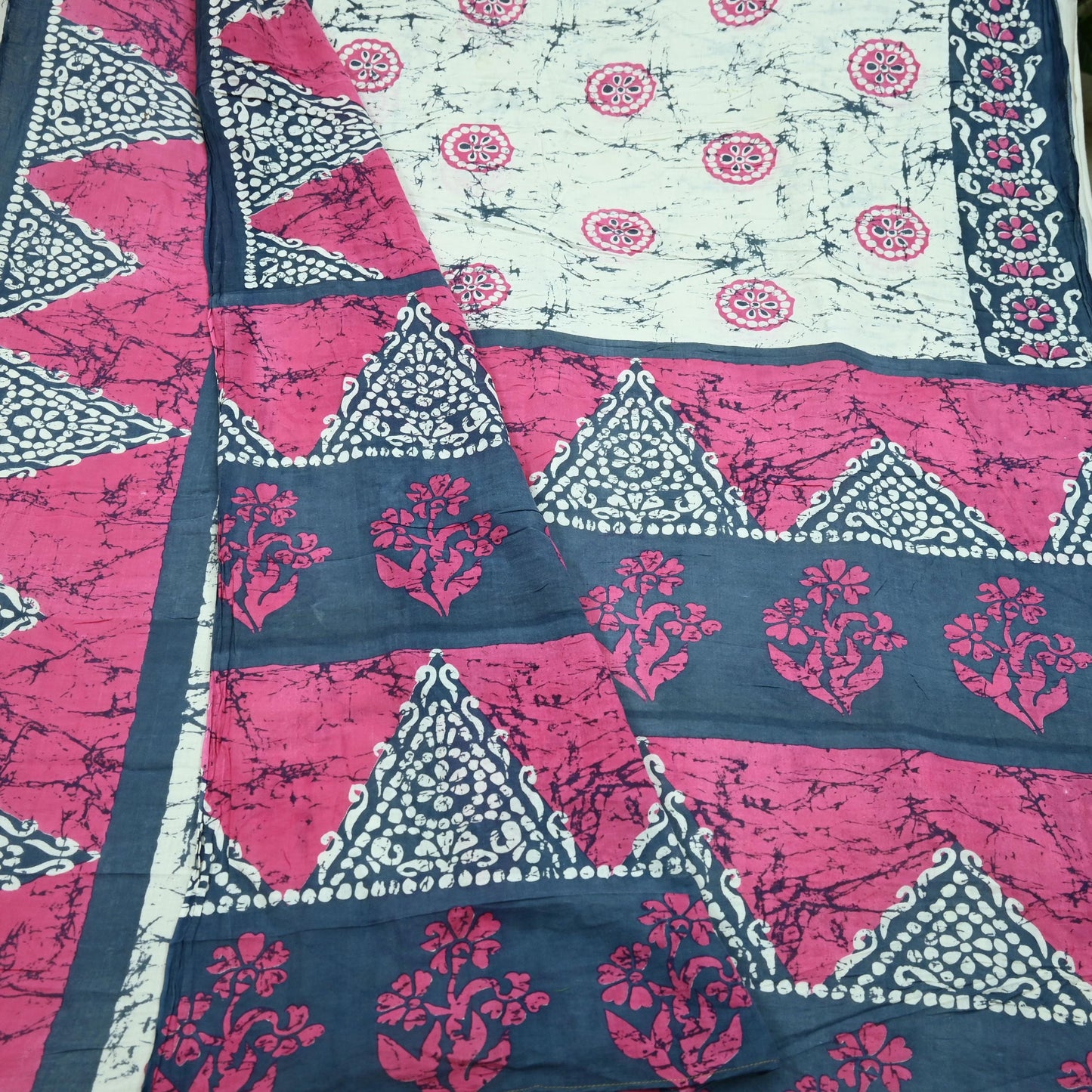 Indian Vintage Sari Gray & Pink Batik Printed Saree 100% Pure Cotton 5Yd Craft Fabric Soft Sewing Sarong Wrap Boho Quilting Dress Making