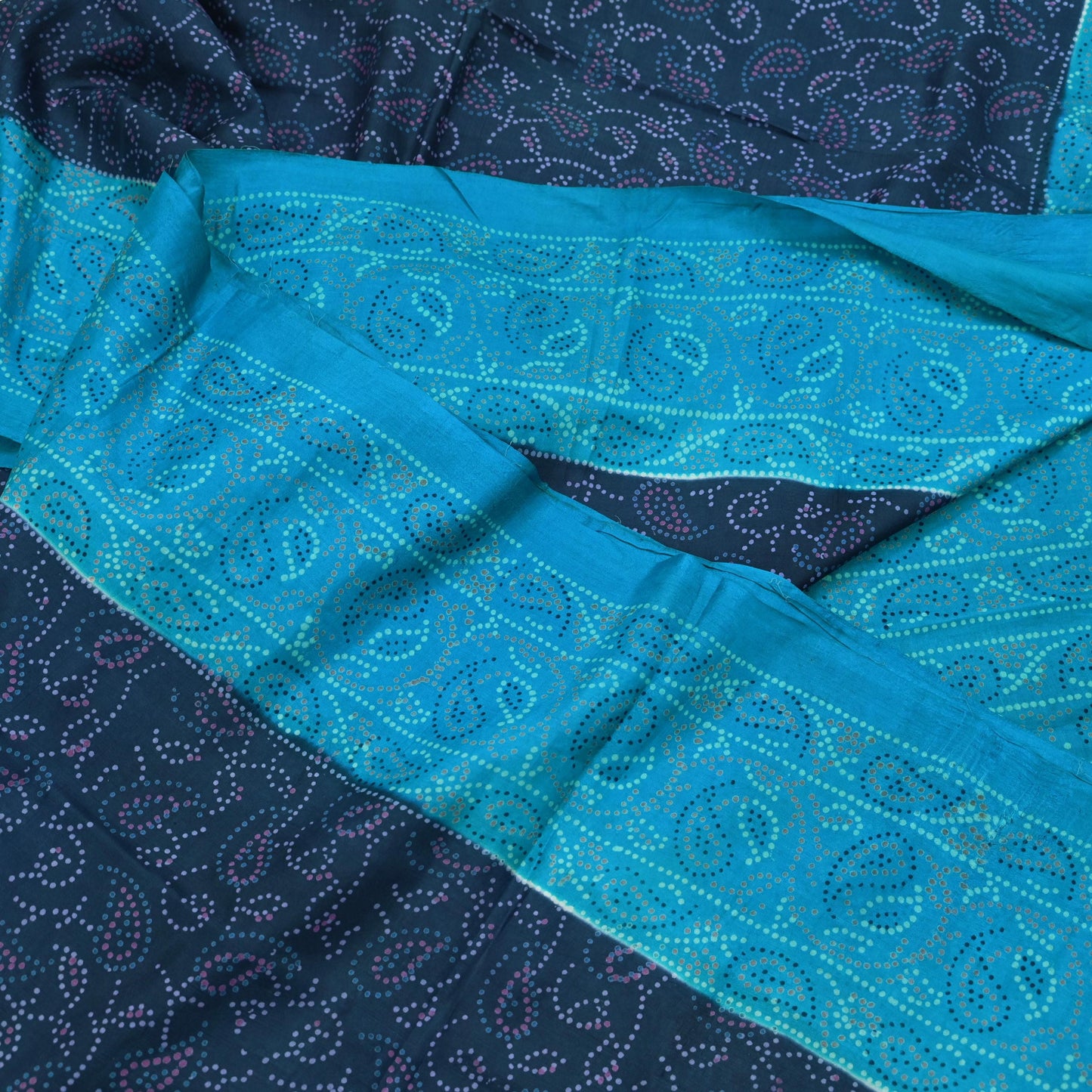 Indian Vintage Sari Blue Pure Silk Bandhani Printed Sarees Fabric 6yd Floral Sewing Traditional Culture Sari Ethnic Fabric