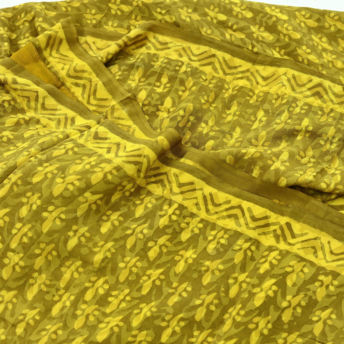Indian Vintage Sari Yellow & Green Pure Crepe Silk Printed Sarees 5yd Sewing Floral Soft Craft Fabric Wrap Dress making Crafting Quilting