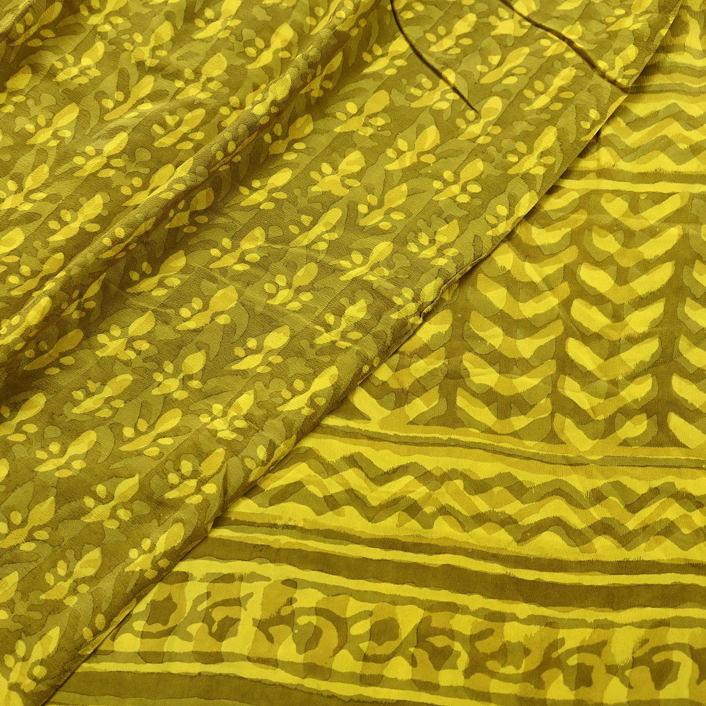 Indian Vintage Sari Yellow & Green Pure Crepe Silk Printed Sarees 5yd Sewing Floral Soft Craft Fabric Wrap Dress making Crafting Quilting