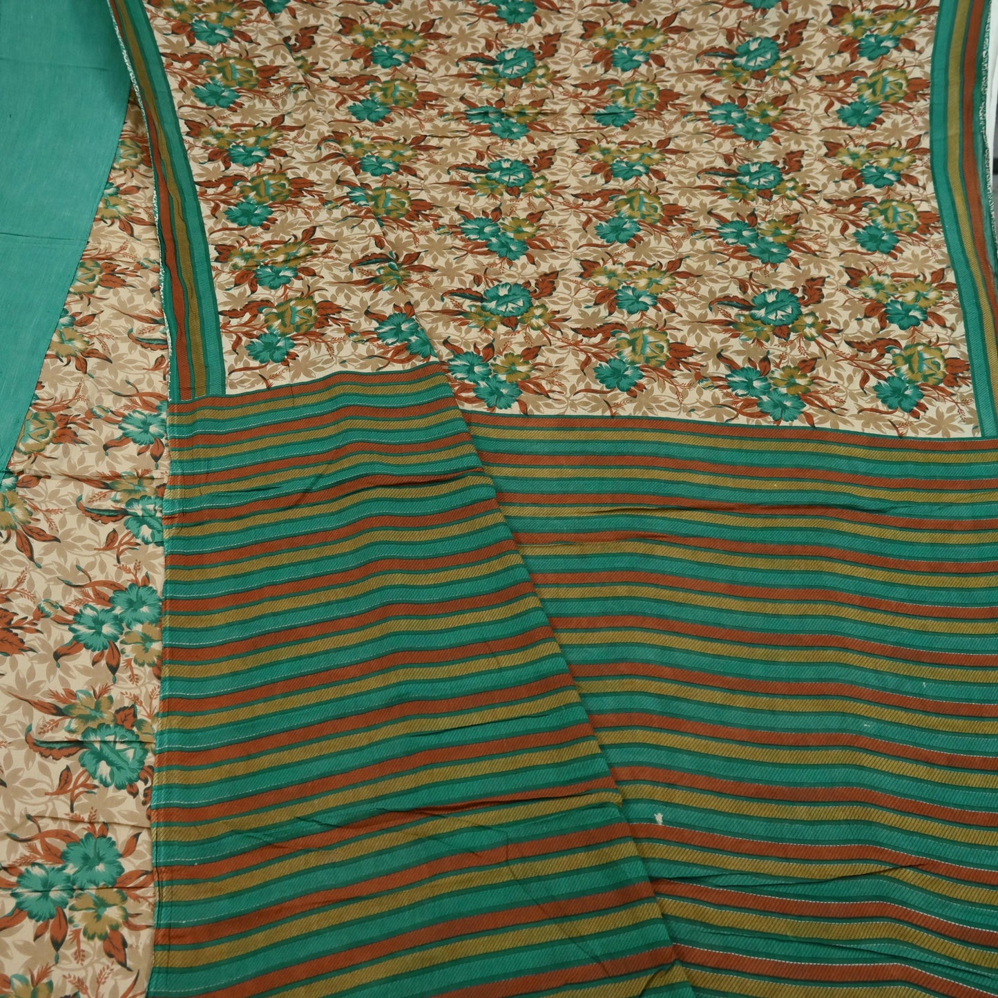 Indian Vintage Sari Beige & Green Pure Cotton Printed Sarees Craft Fabric Soft 5Yd Sarong Wrap Boho Fabric Kimono Quilting Crafting Upcycle