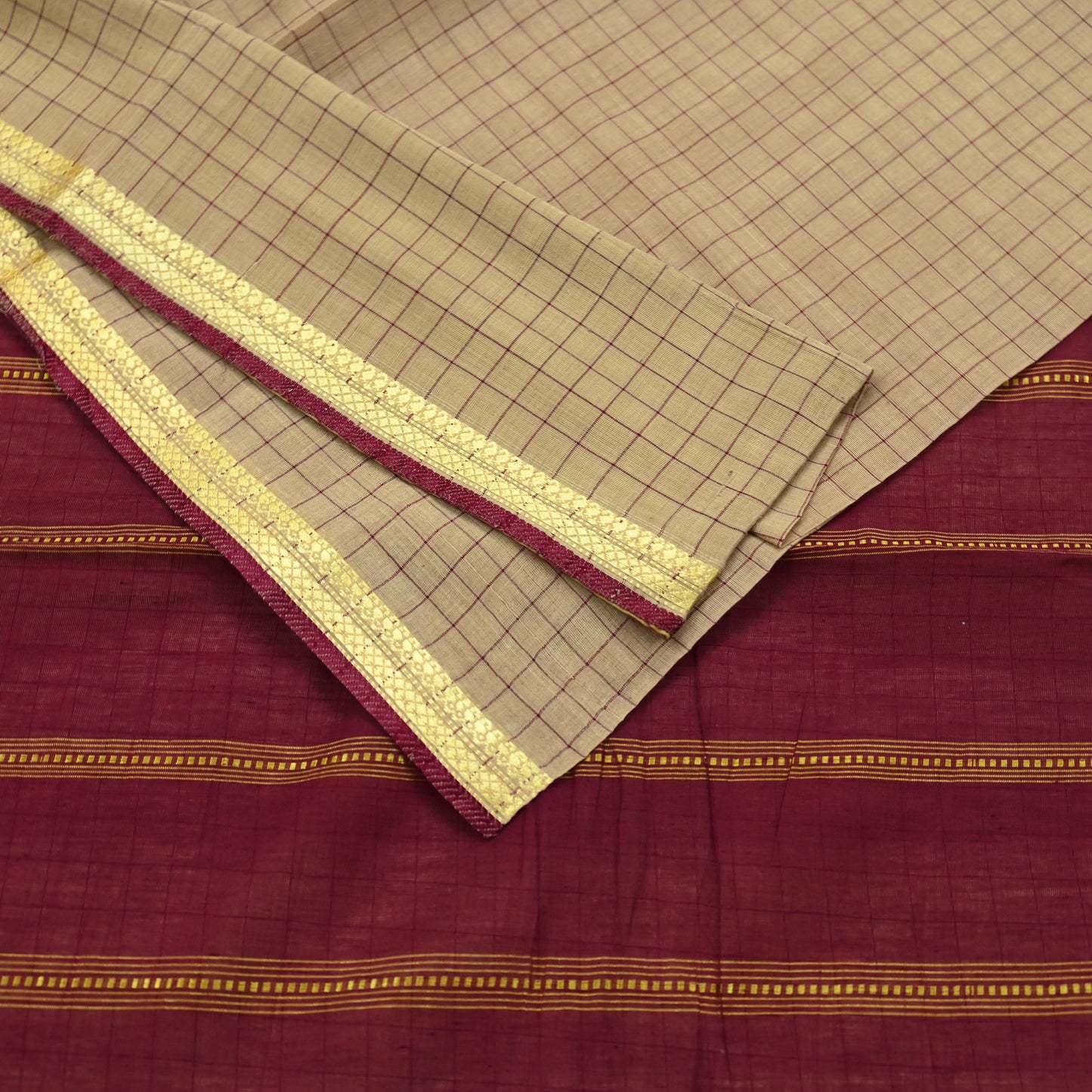 Indian Vintage Sari Maroon & Beige Pure Cotton Hand Woven 6Yd Sarees Soft Floral Ethnic Craft Fabric Sewing Dress making Crafting Quilting