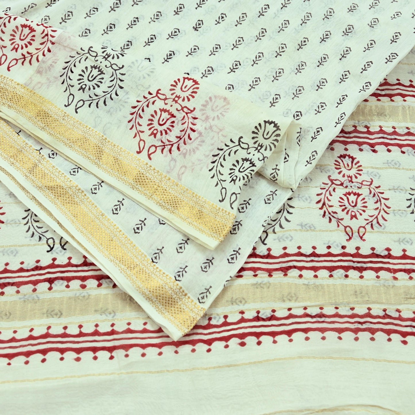 Indian Vintage Sari White Pure chanderi Silk Bagru Printed Sarees Fabric 5Yd Floral Soft Golden Zari Border Ethnic Dress making Upcycle