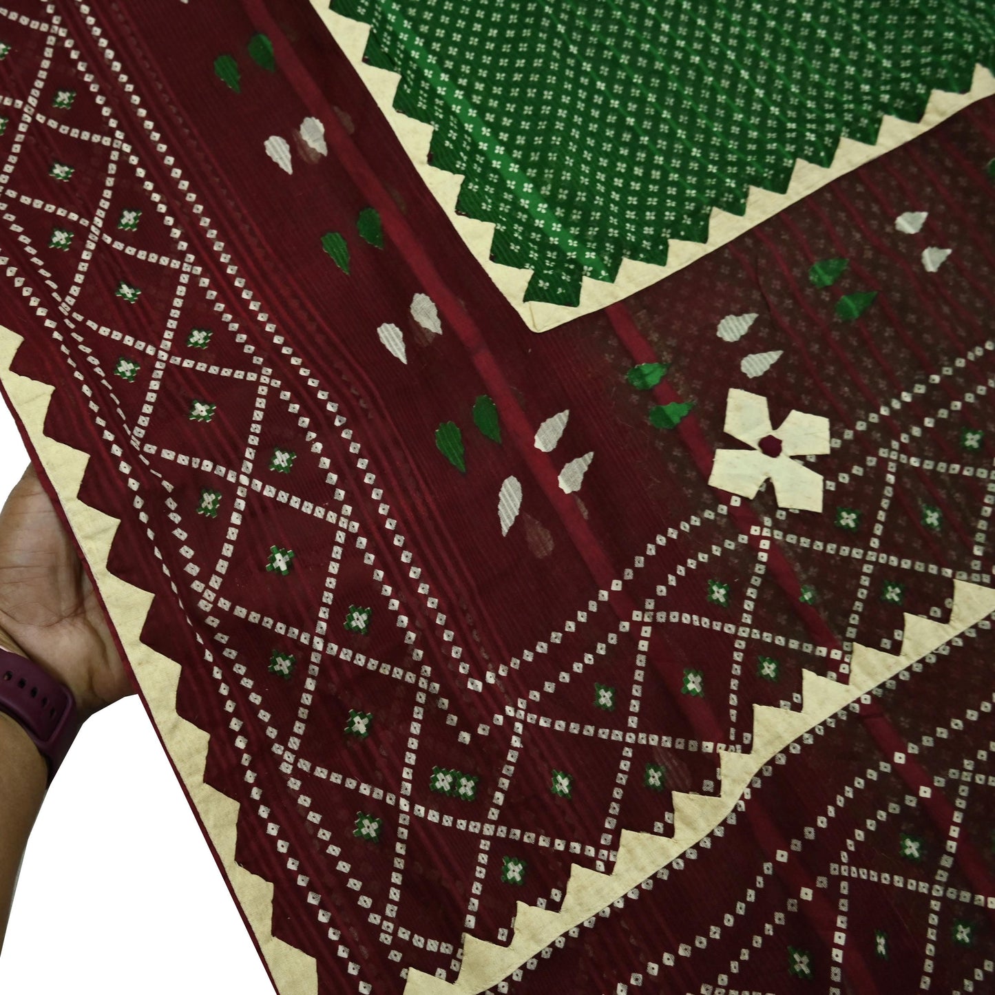 Indian Vintage Green & Maroon Saree Printed Pure Cotton Sari Craft Fabric 5Yd Soft Sewing Sarong Wrap Boho Floral Dress making Crafting