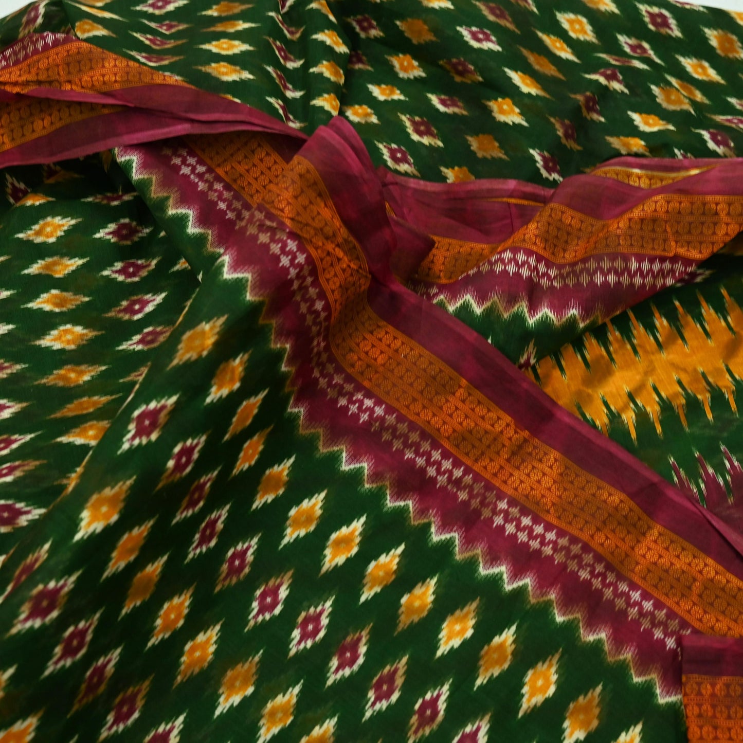Indian Vintage Sari Green Printed Pure Cotton Saree Craft Fabric 5Yd Sewing Sarong Wrap Boho Floral Dress making Crafting Quilting