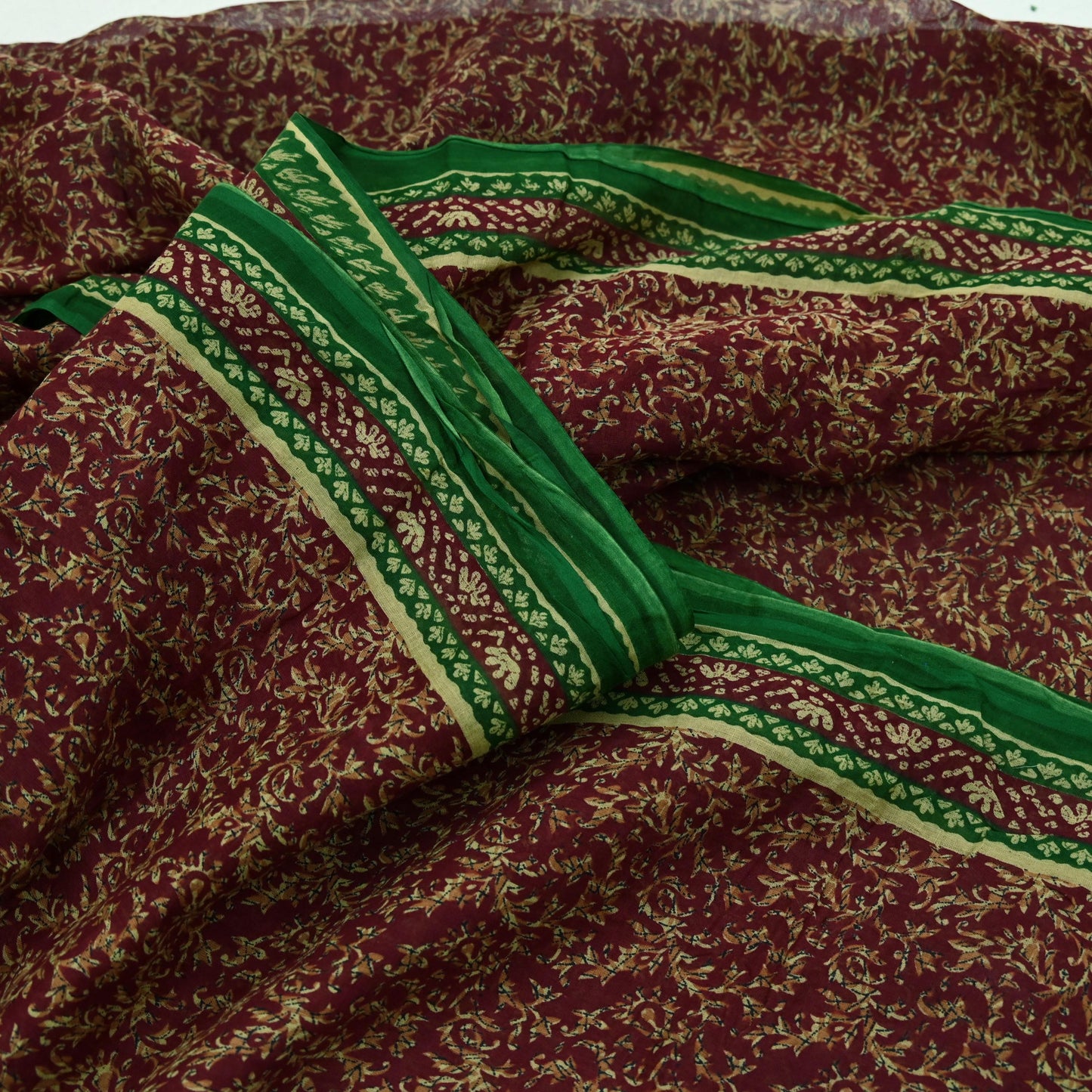 Indian Vintage Green & Maroon Saree Printed Pure Cotton Sari Craft Fabric Soft 5Yd Sewing Sarong Wrap Boho Floral Dress making Crafting