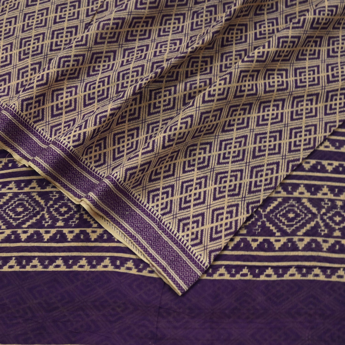 Indian Vintage Sari Beige & Purple Pure Cotton Printed Sarees Craft Fabric Soft 5Yd Sarong Wrap Boho Fabric Kimono Quilting Crafting Upcycle