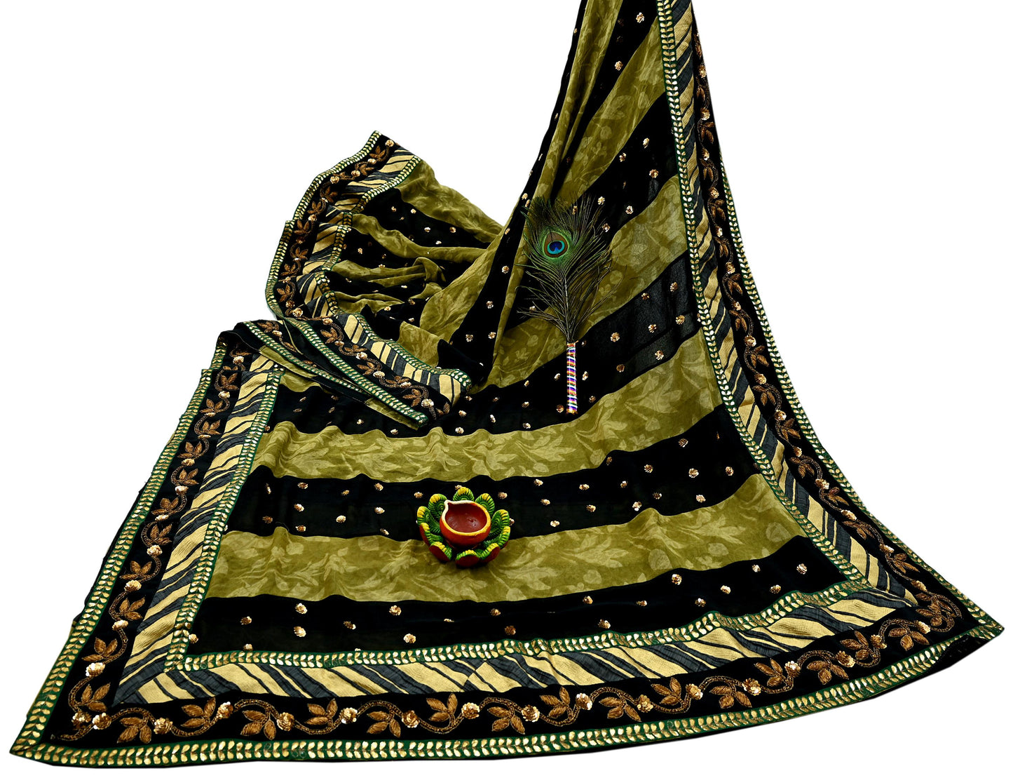 Indian Pre-owned Heavy Sari Black & Green Pure Georgette Silk Hand Embroidered Sarees Designer Sabyasachi 6Yd Sewing Ethnic Sarees