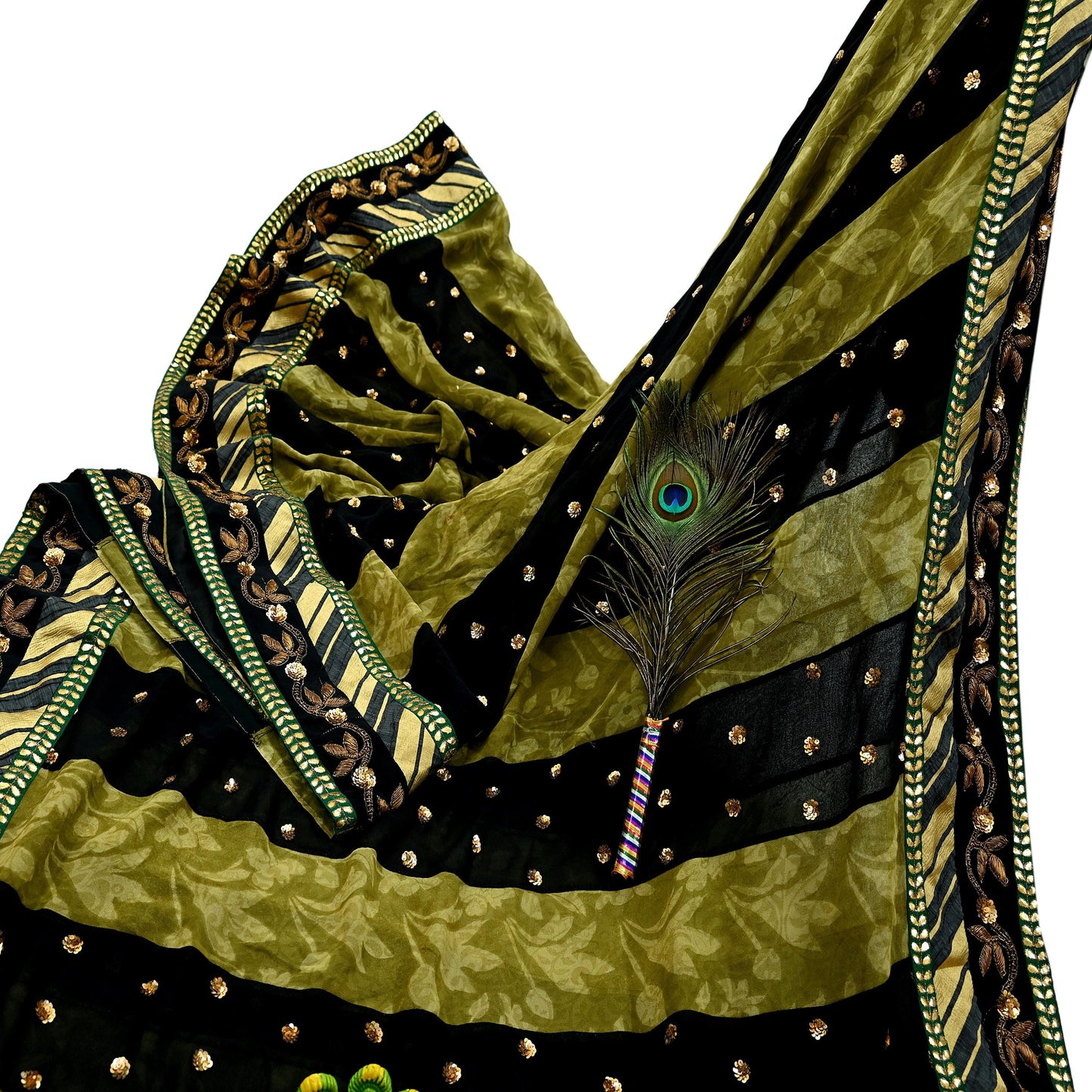 Indian Pre-owned Heavy Sari Black & Green Pure Georgette Silk Hand Embroidered Sarees Designer Sabyasachi 6Yd Sewing Ethnic Sarees